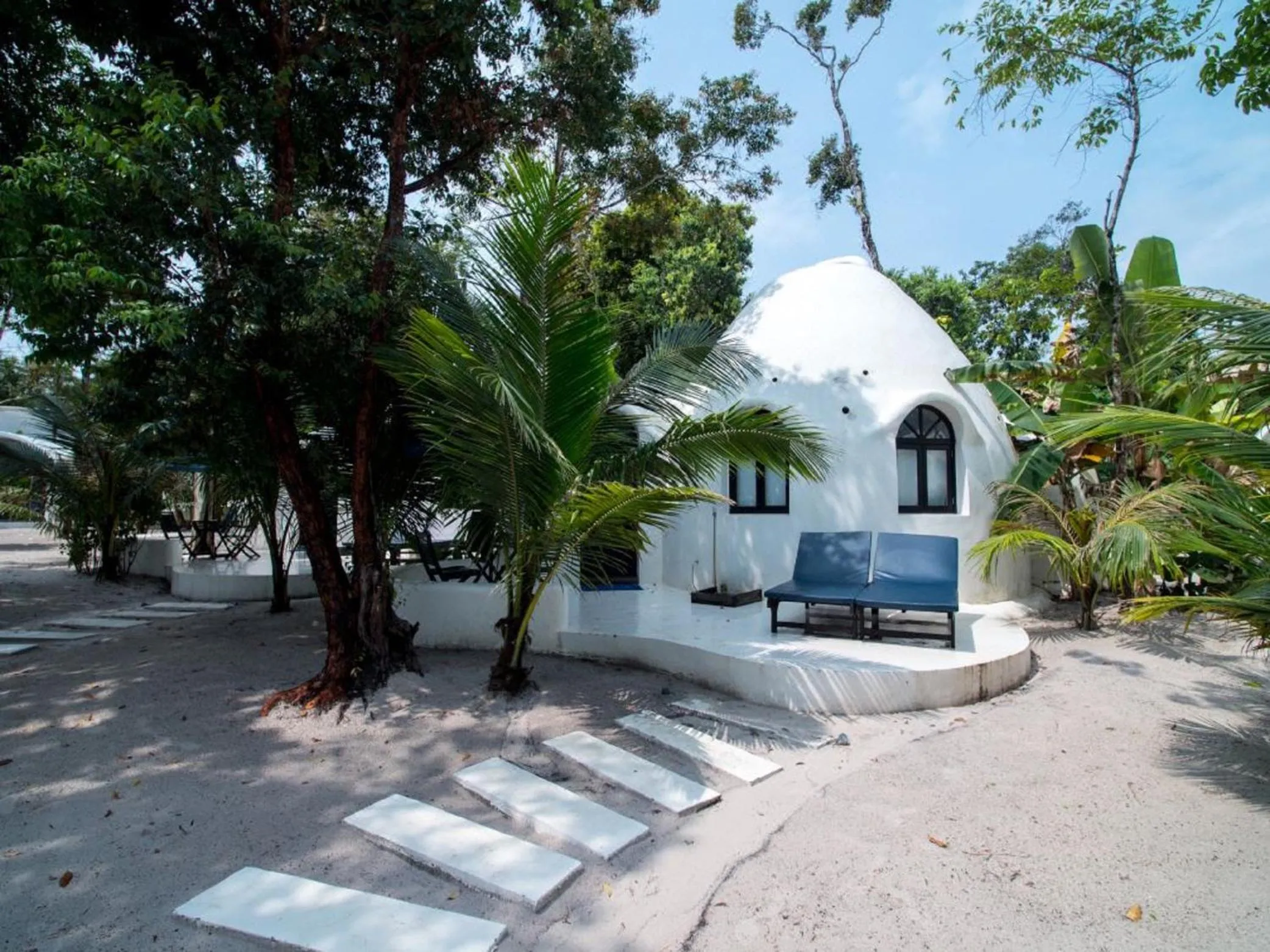 Property building in Moonlight Resort