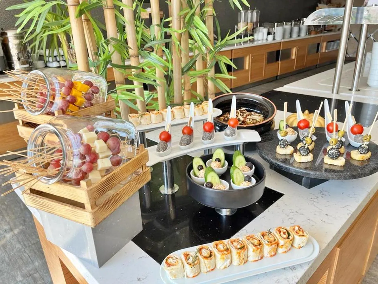 Restaurant/places to eat in Svalinn Hotel