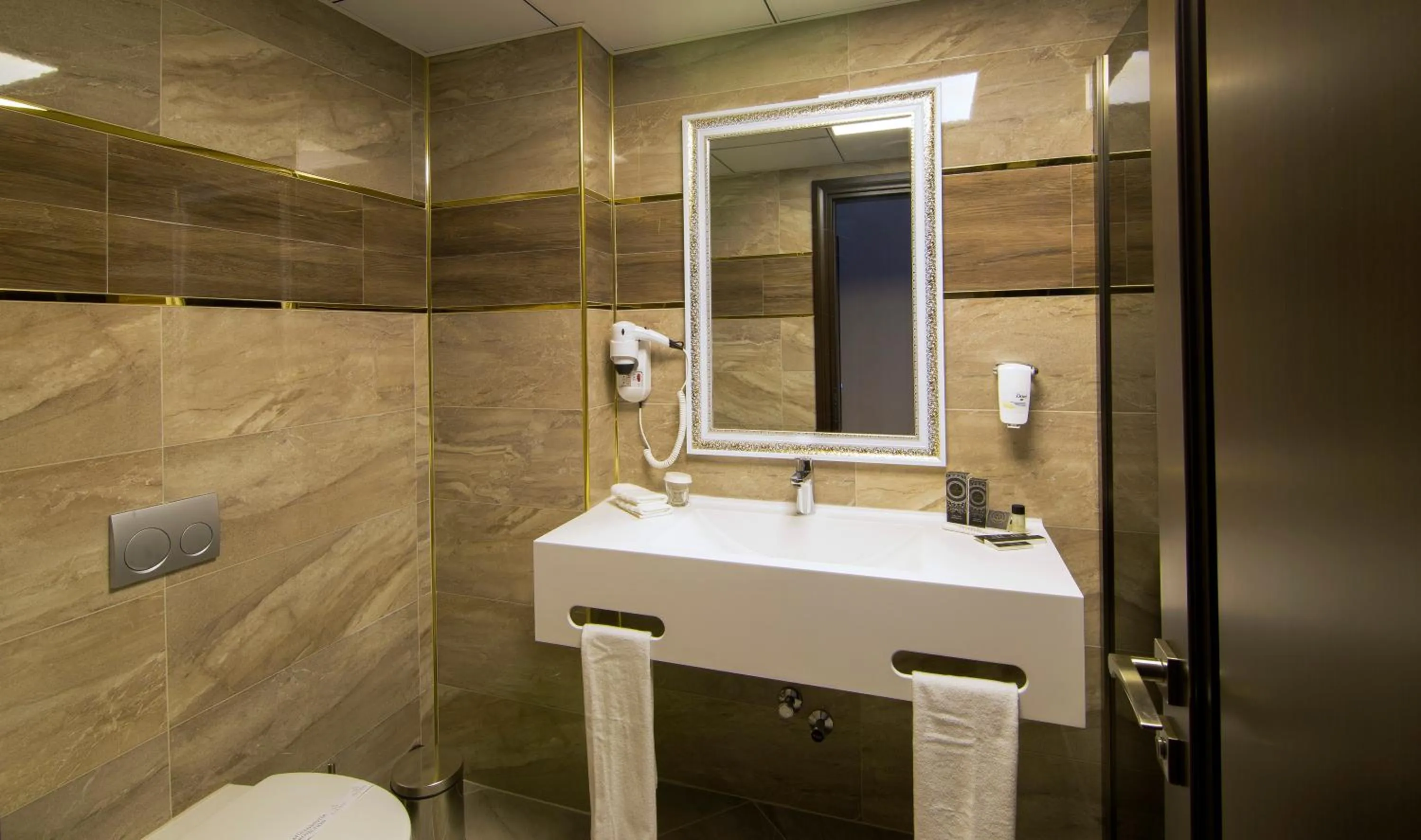 Family in Svalinn Hotel