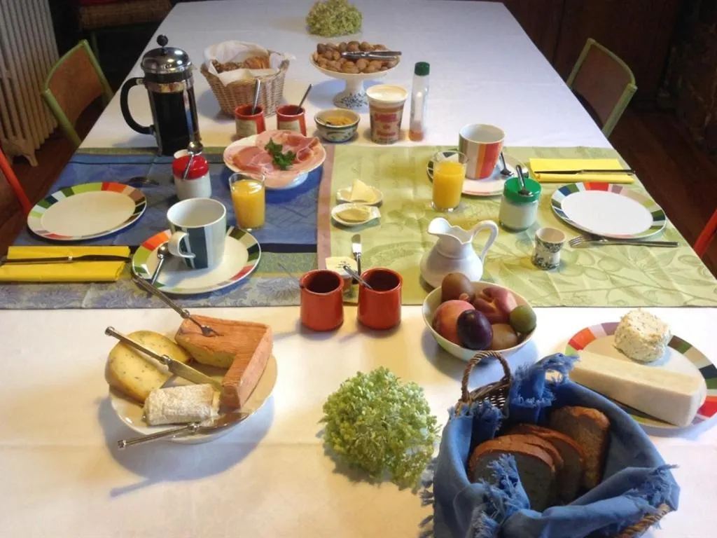 Dining area in Maison d'Eclaibes