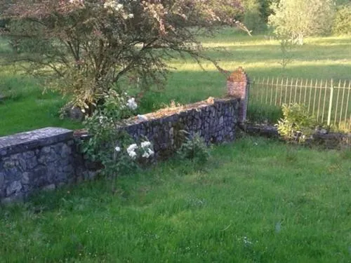 Property building in Maison d'Eclaibes