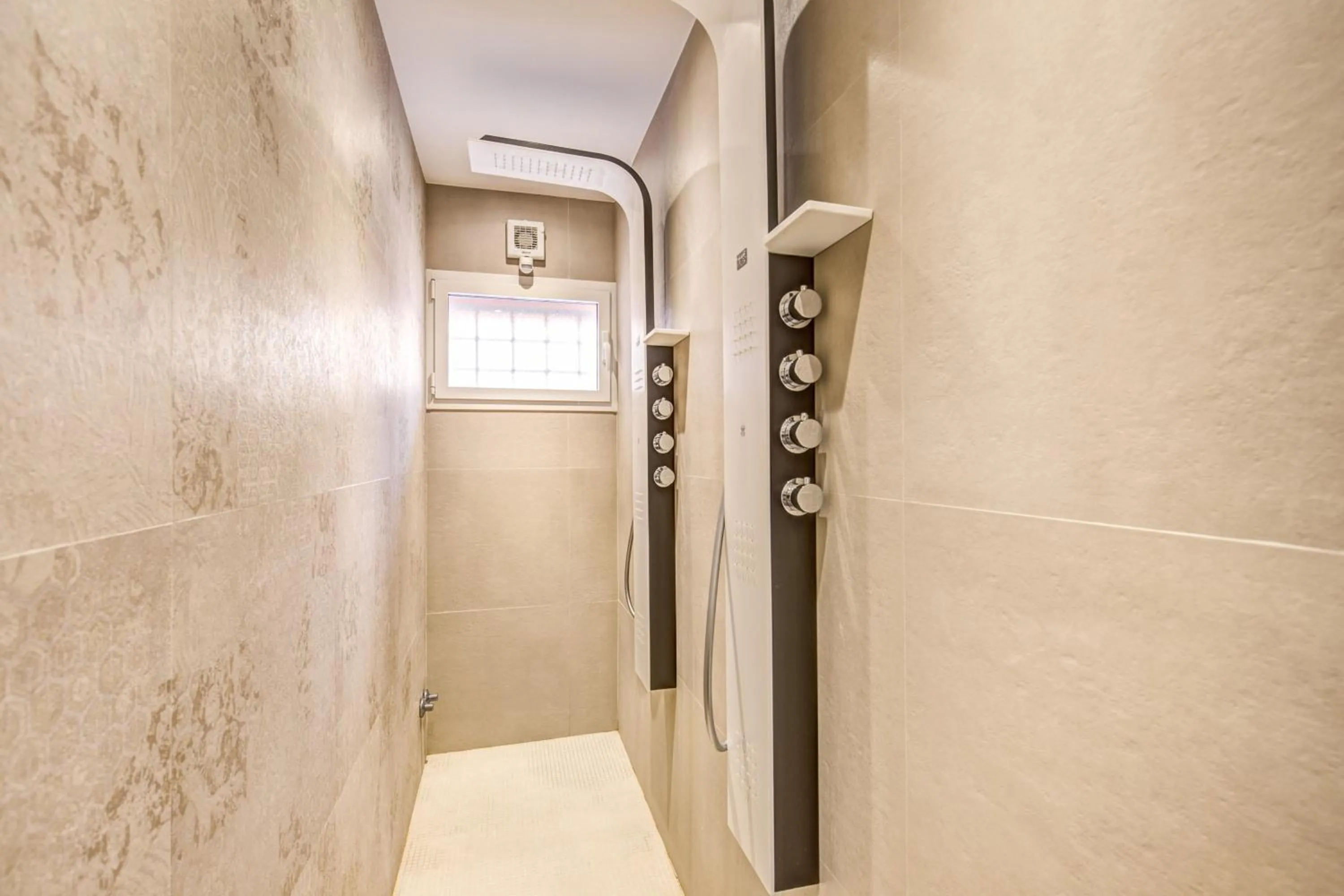 Shower in Orange Suites