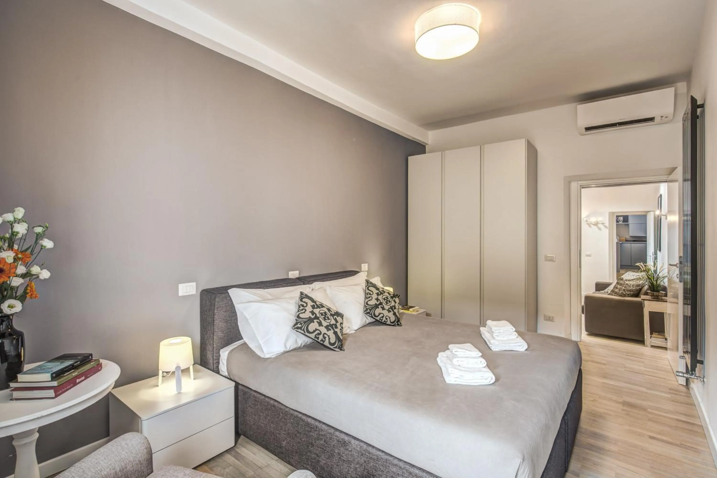 Bedroom, Bed in Orange Suites