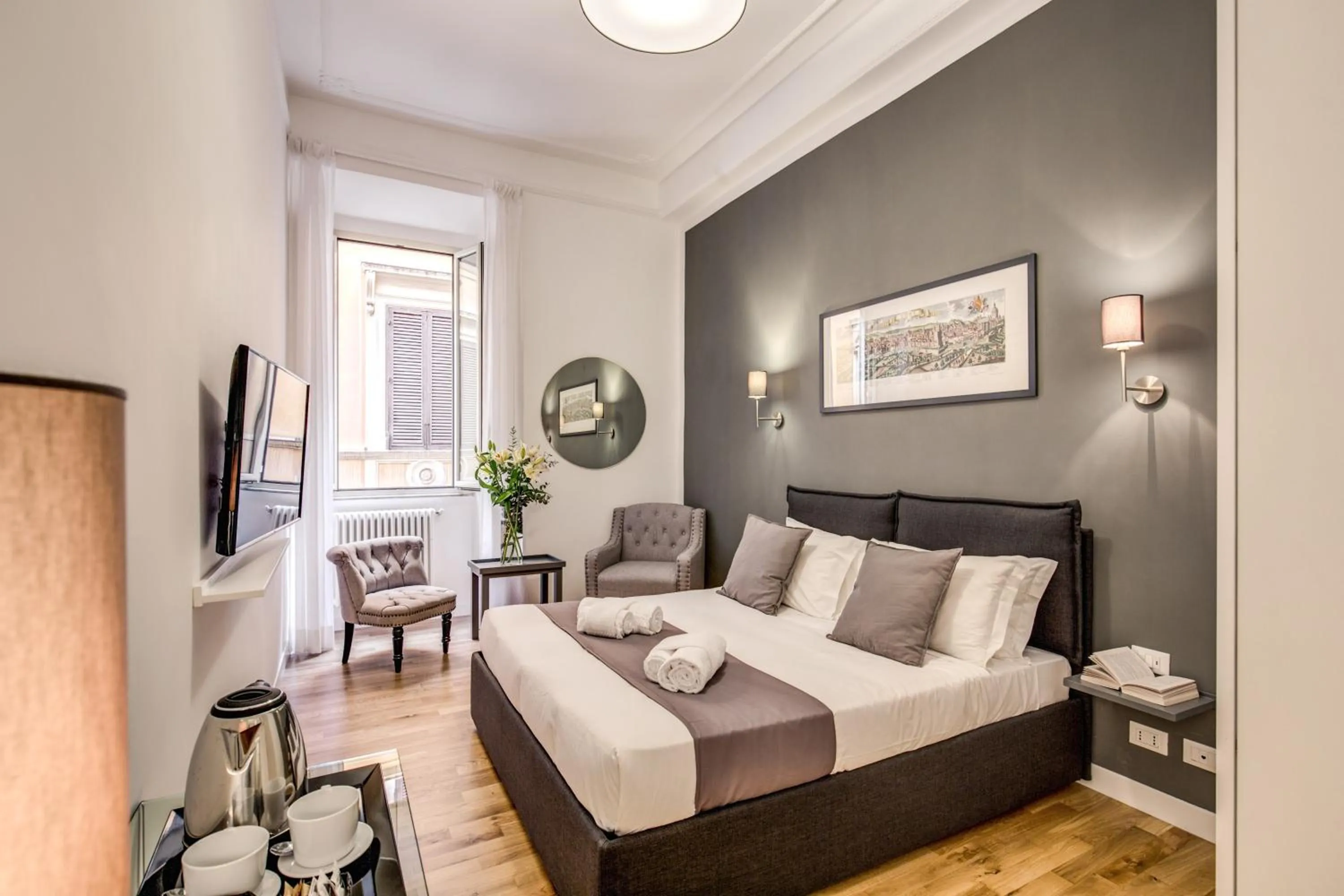 Day, Bed in Orange Suites