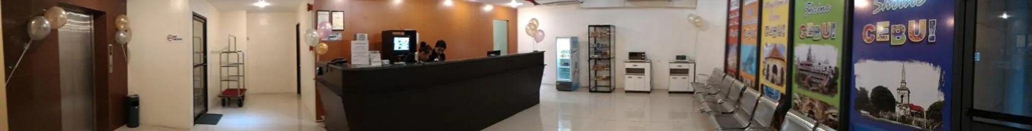 Lobby or reception in Metro Park Hotel Mandaue