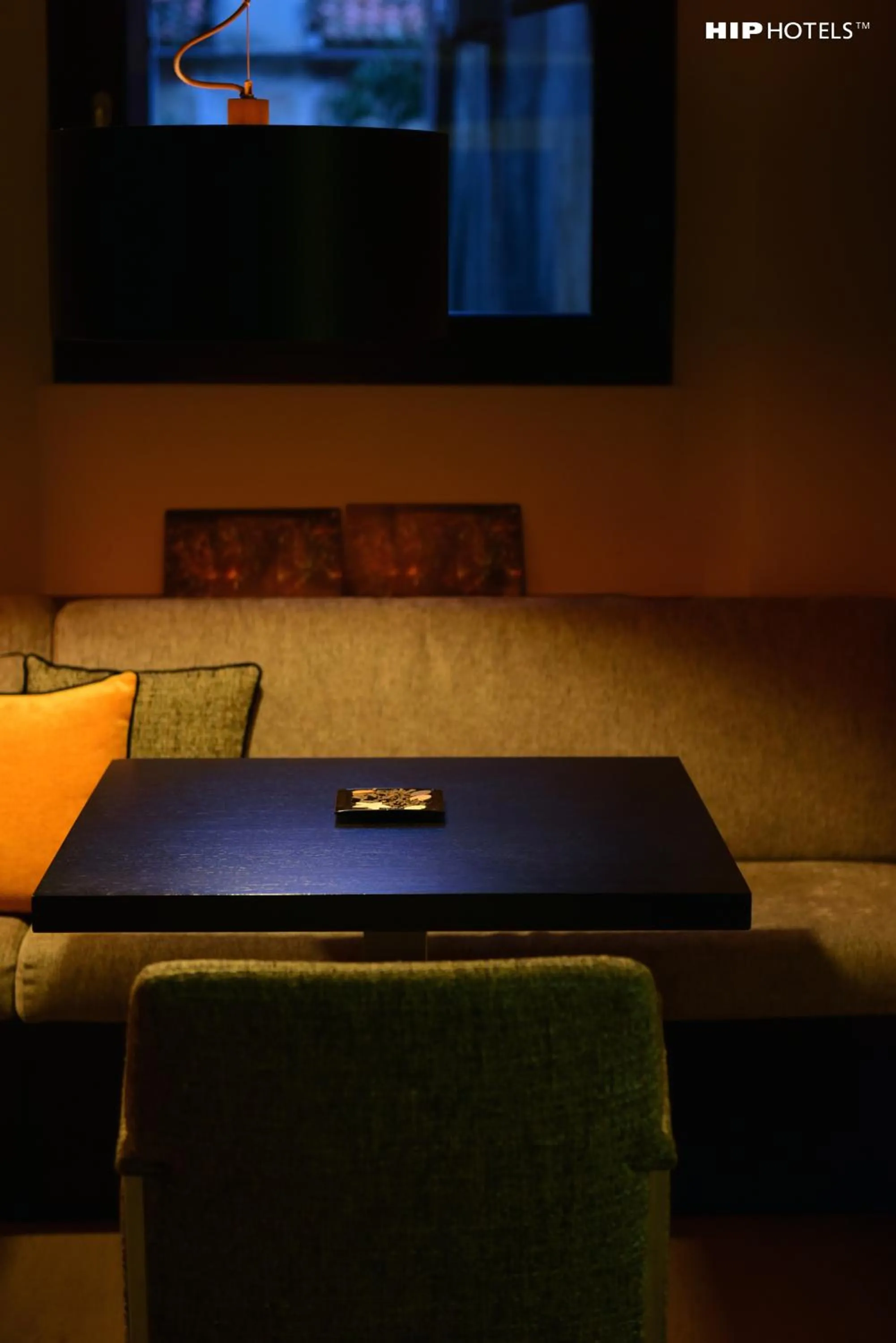 Decorative detail in Charming House DD724