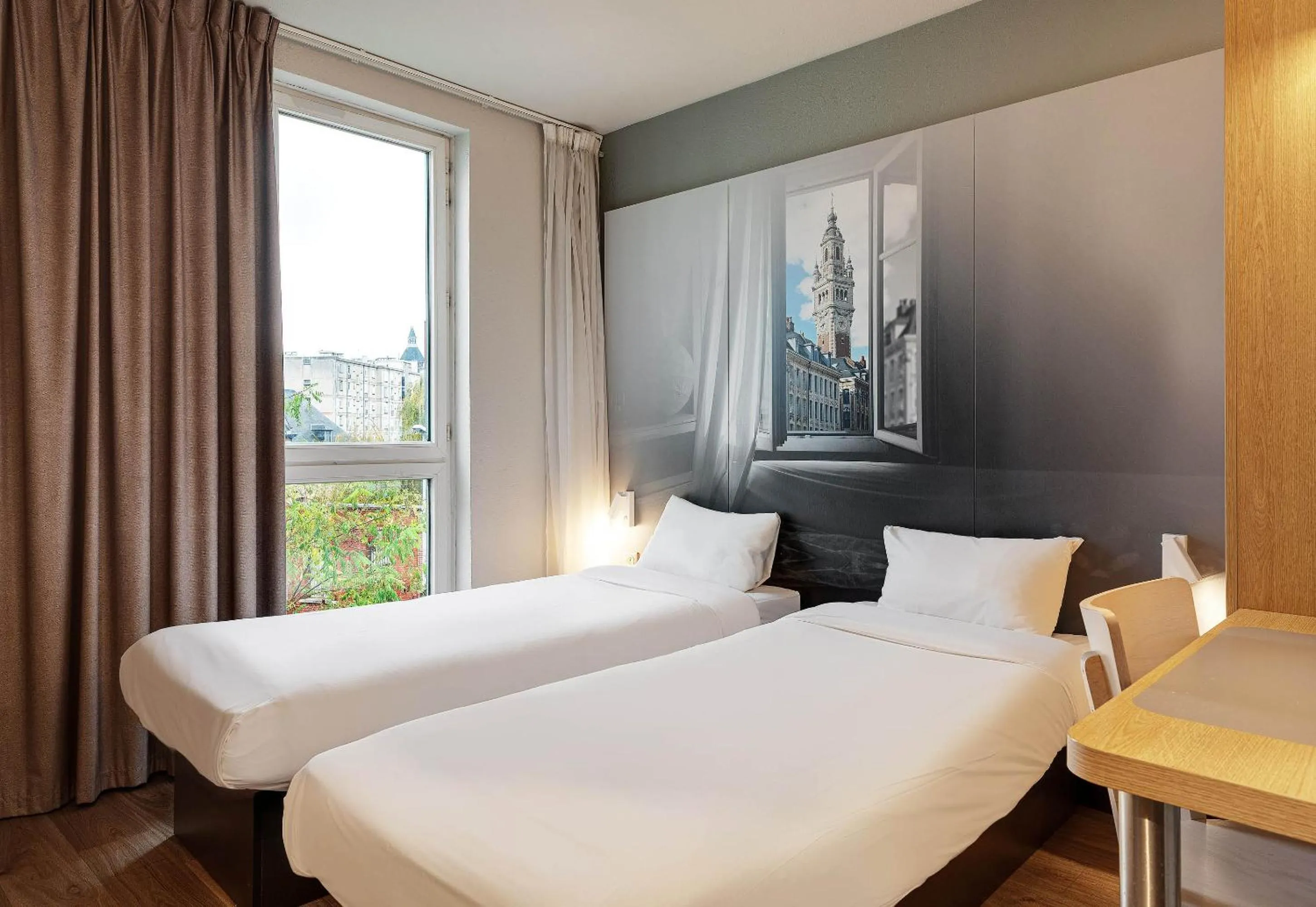 Bedroom, Bed in B&B HOTEL Lille Tourcoing Centre