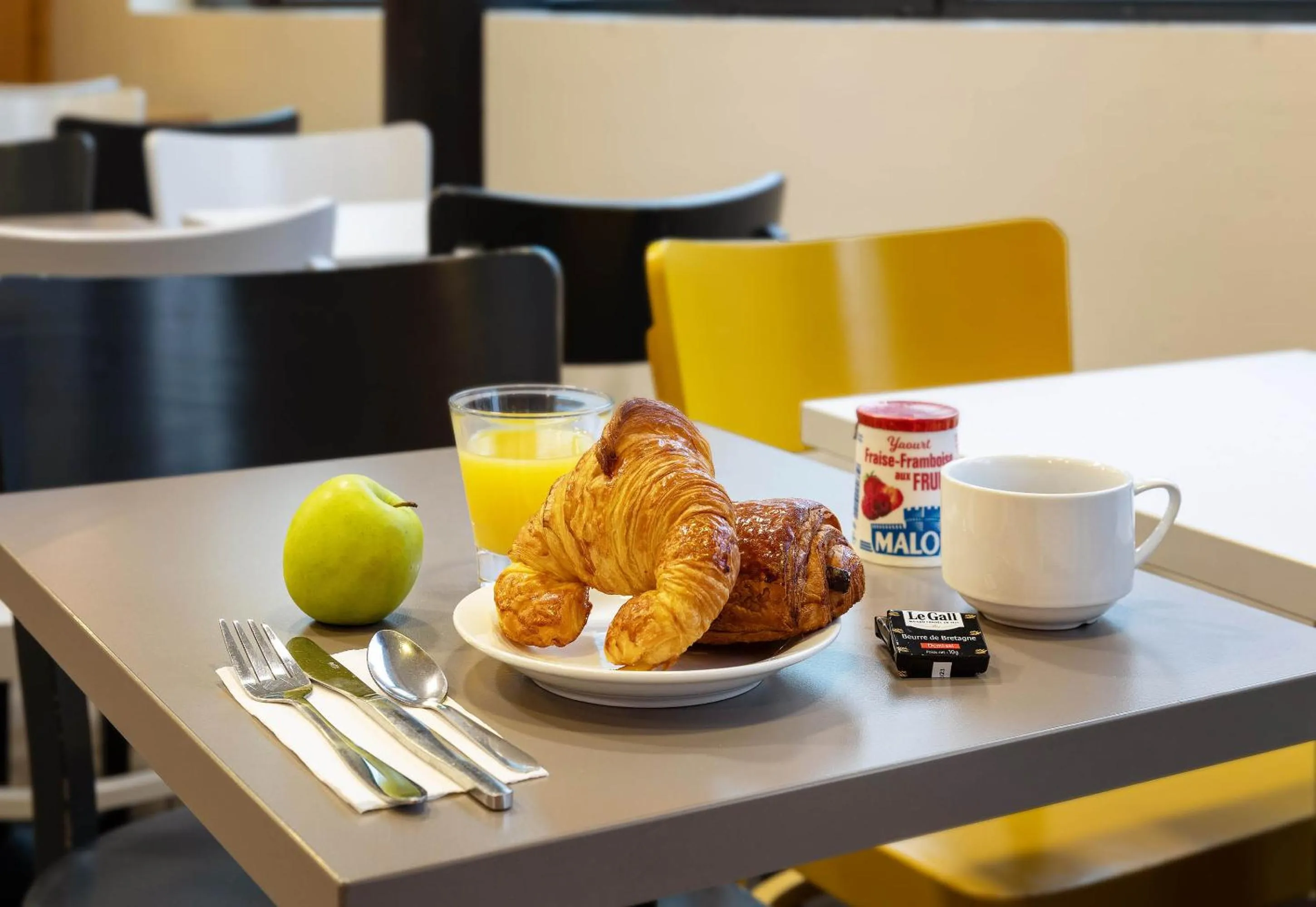 Breakfast in B&B HOTEL Lille Tourcoing Centre