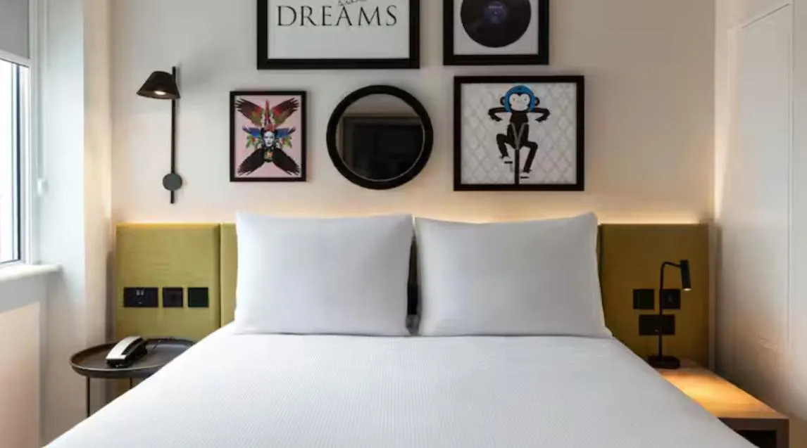 Bed in Hampton By Hilton Denizli