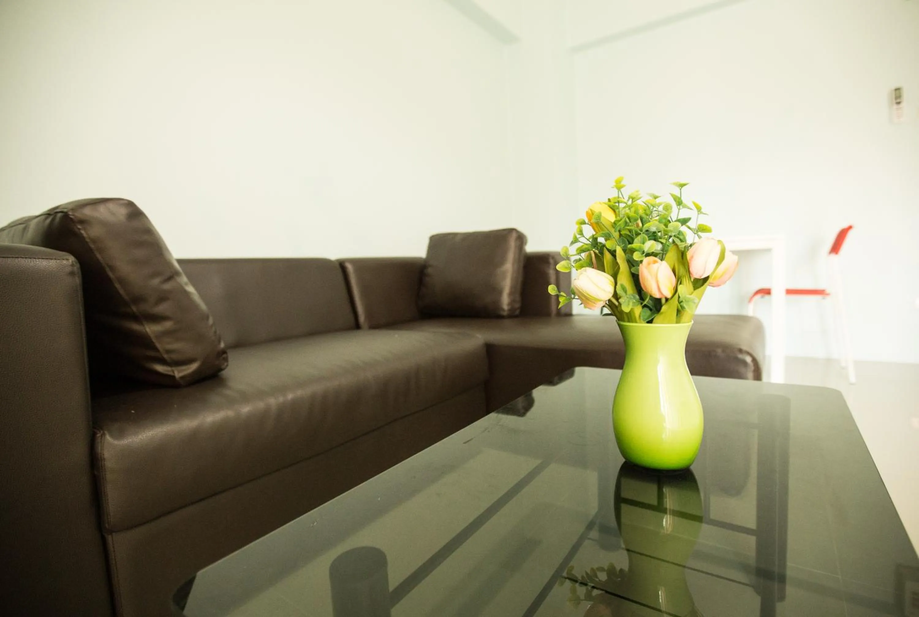 Photo of the whole room in V at Bangsaen