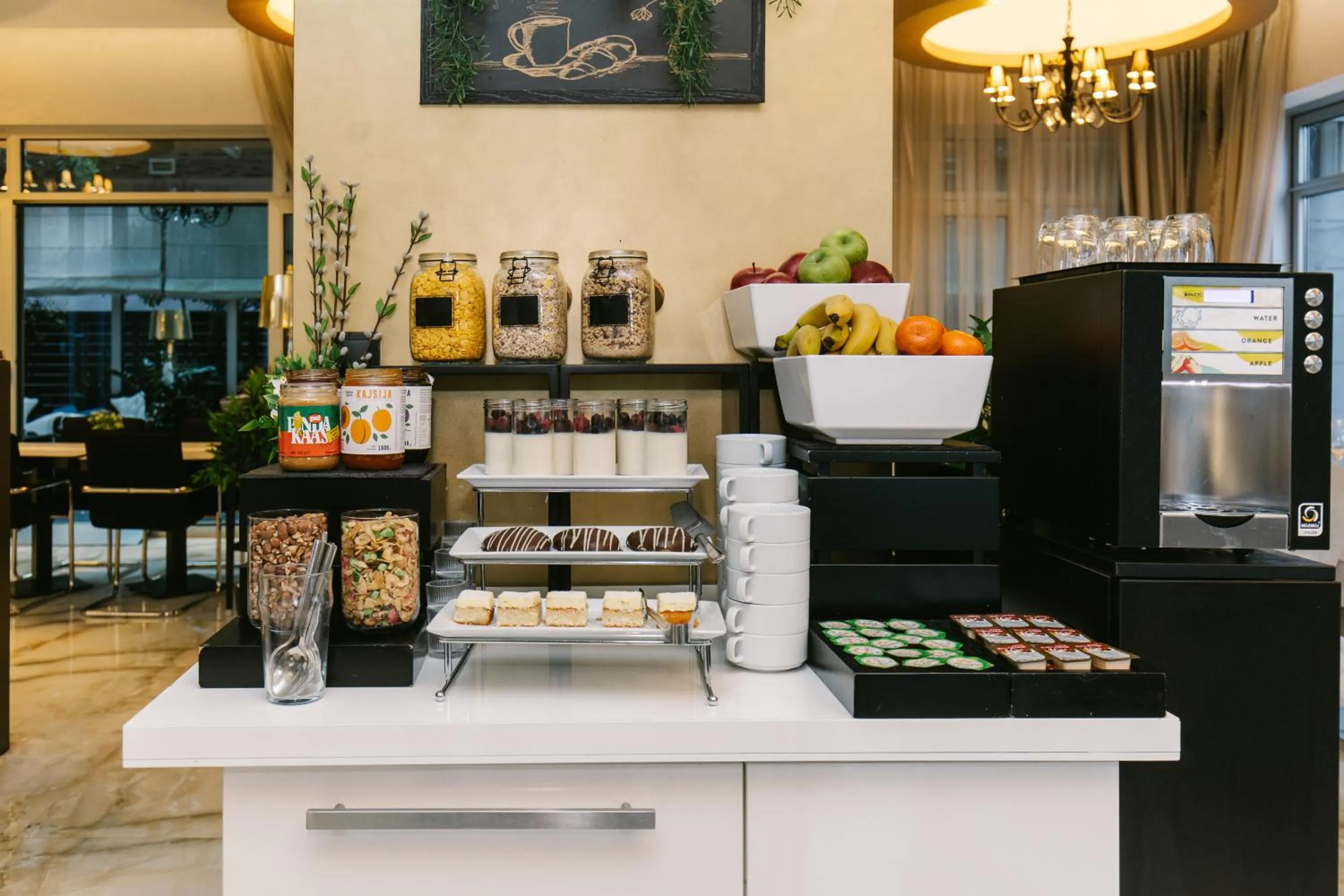 Breakfast in Hotel Heritage