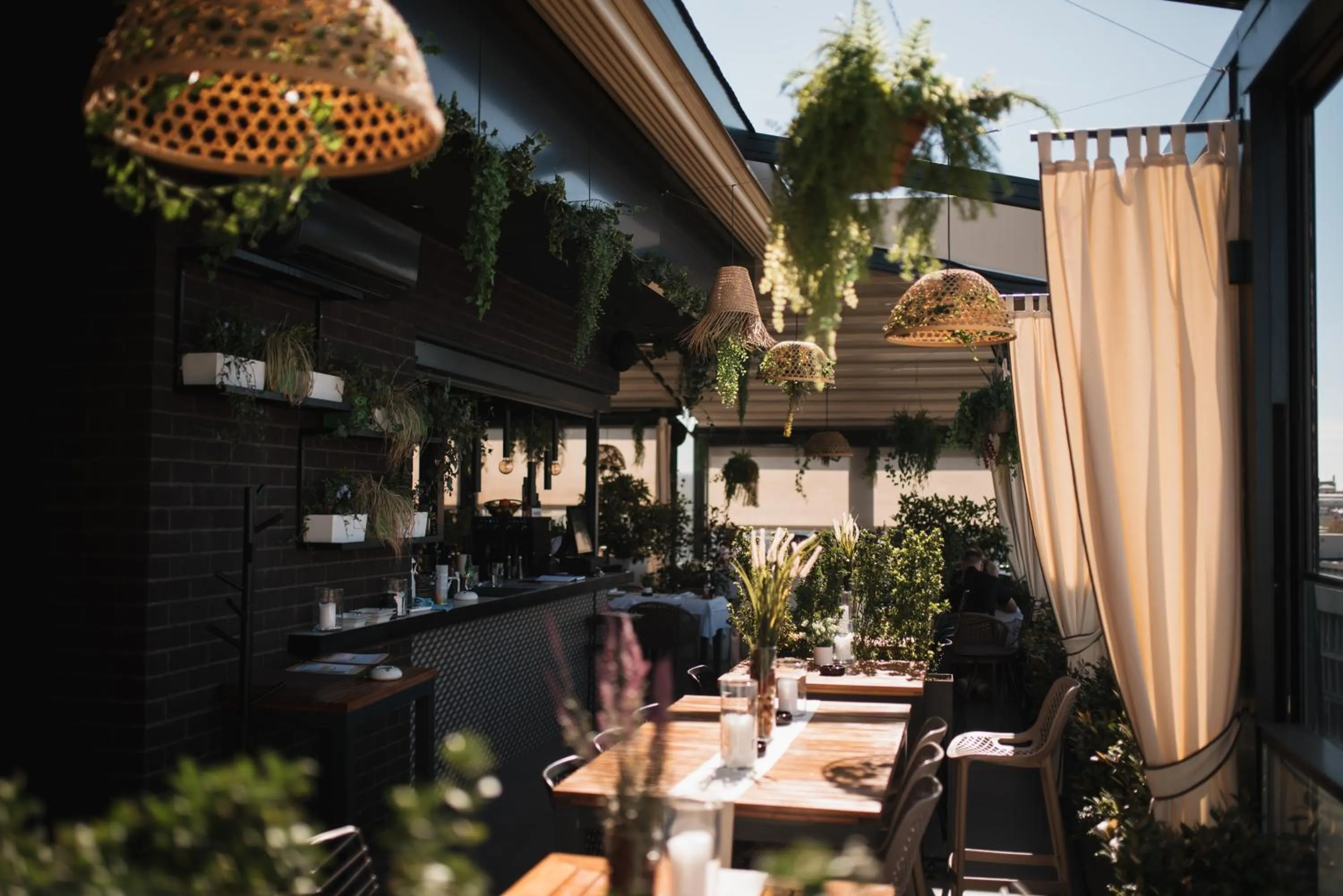 Restaurant/places to eat in Hotel Heritage