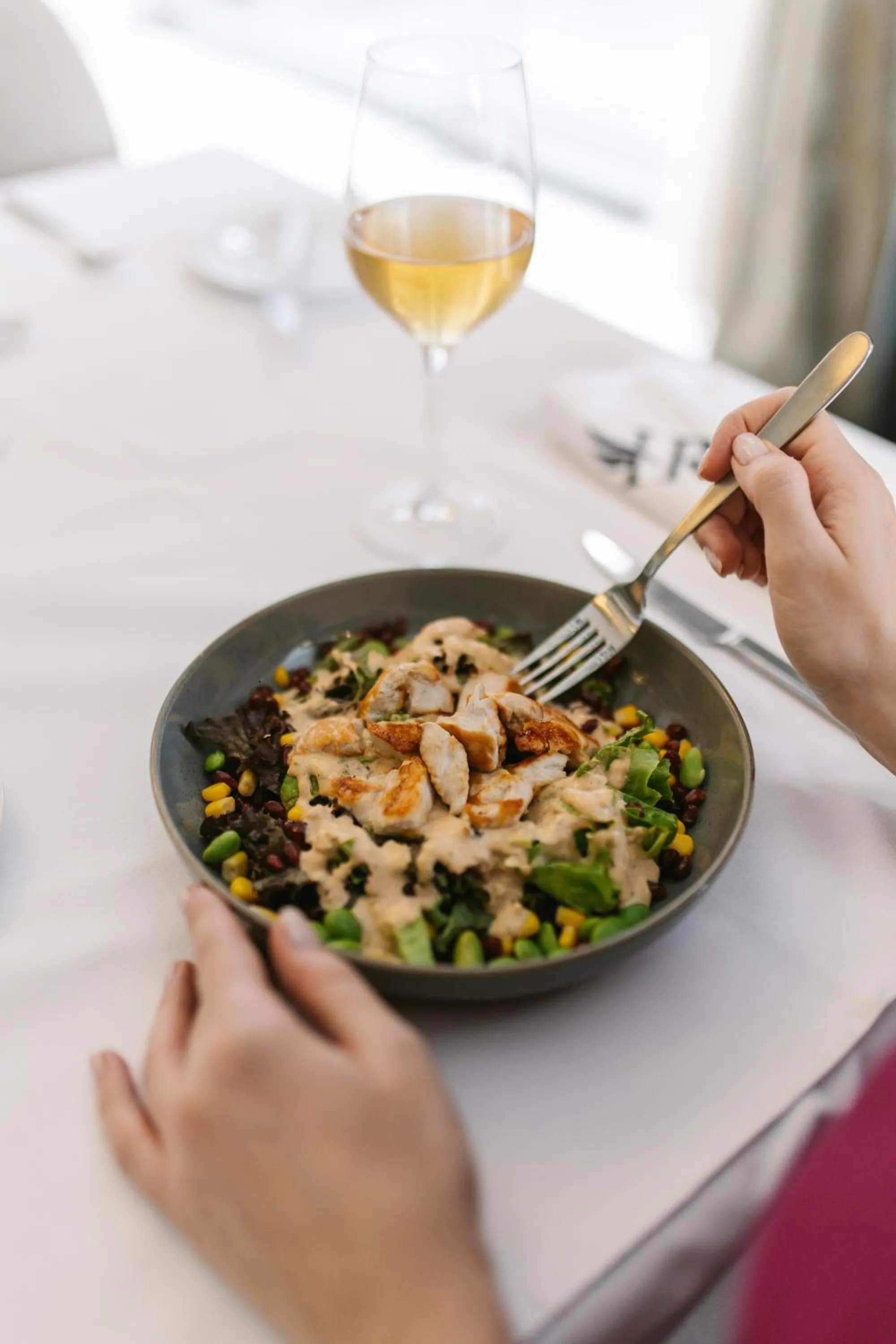 Restaurant/places to eat in Hotel Heritage