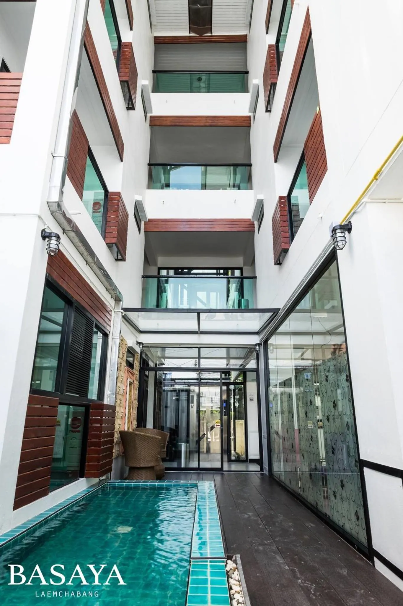 Facade/entrance in Basaya Laemchabang