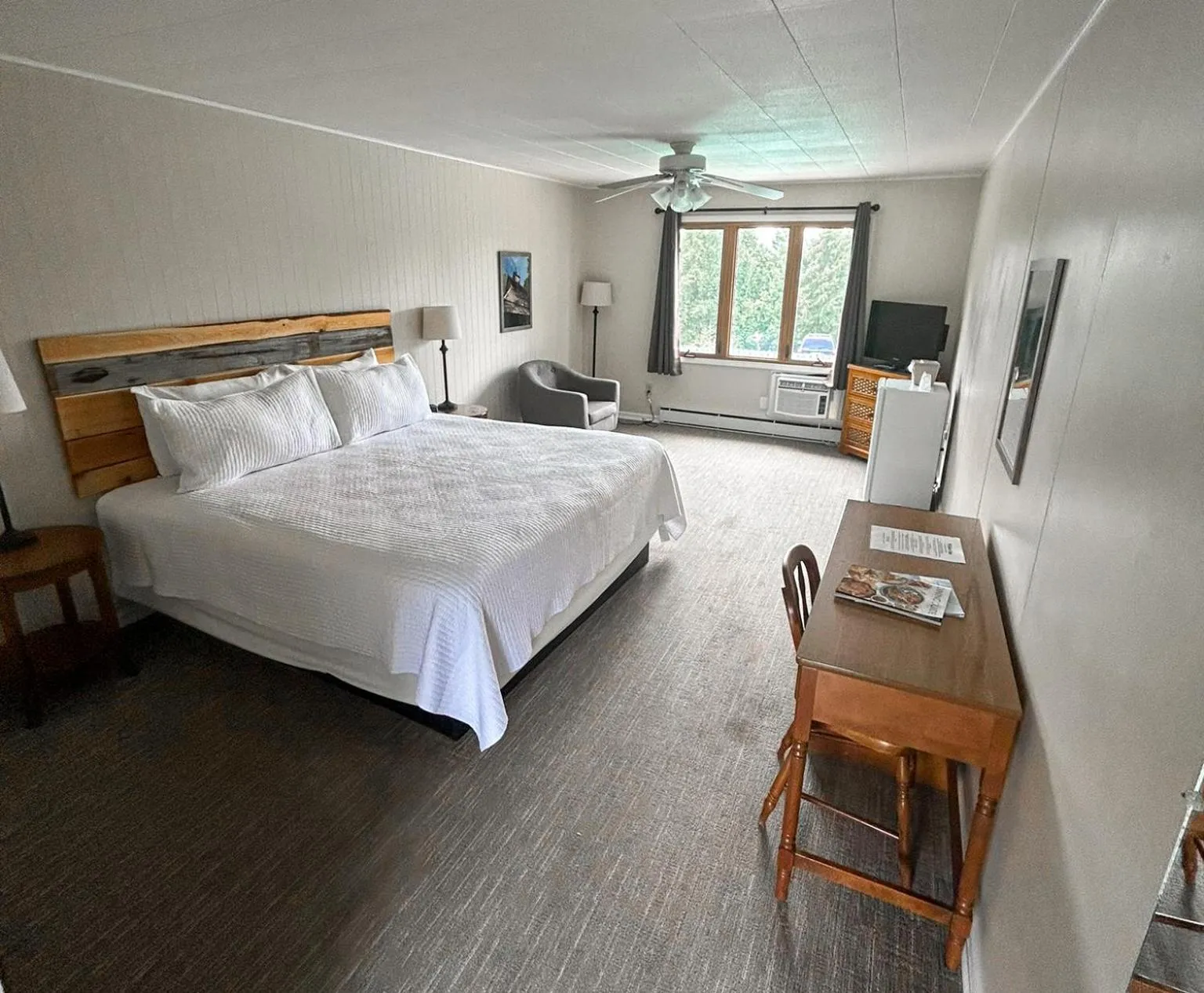 Bed in Wilder Inn