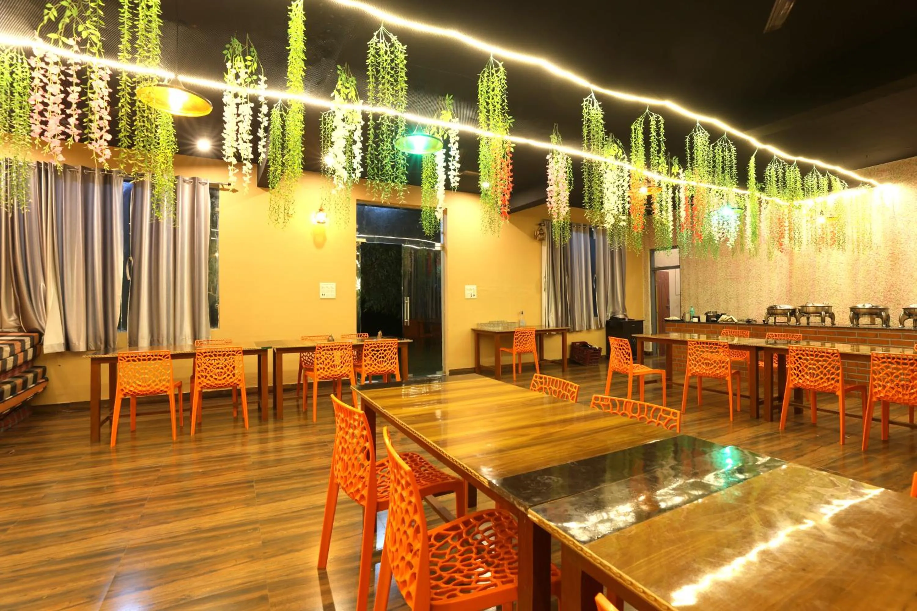 Restaurant/places to eat in Aranya Resort & Suites By Shivaneel Hospitality