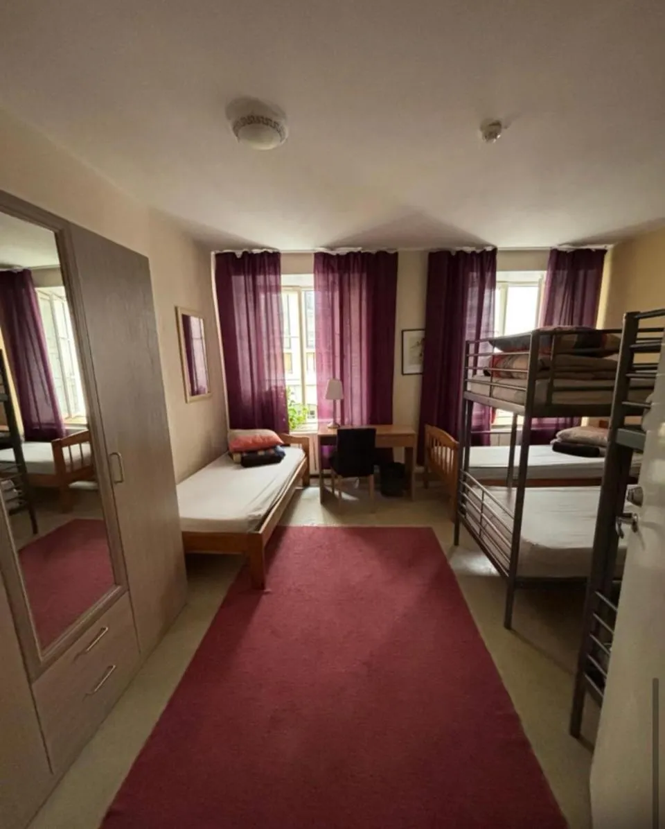 Photo of the whole room, Bed in Zinc Old Town Hostel