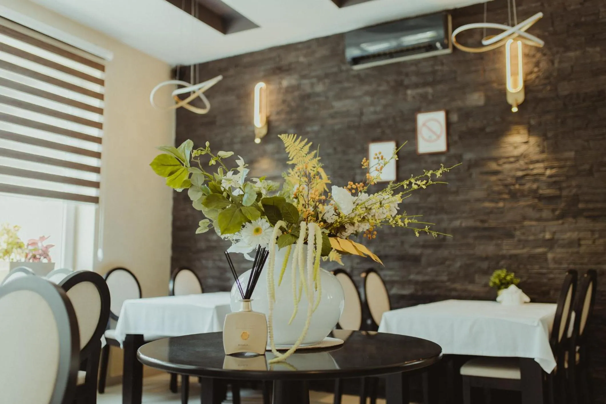 Restaurant/places to eat in Garni Hotel Biser