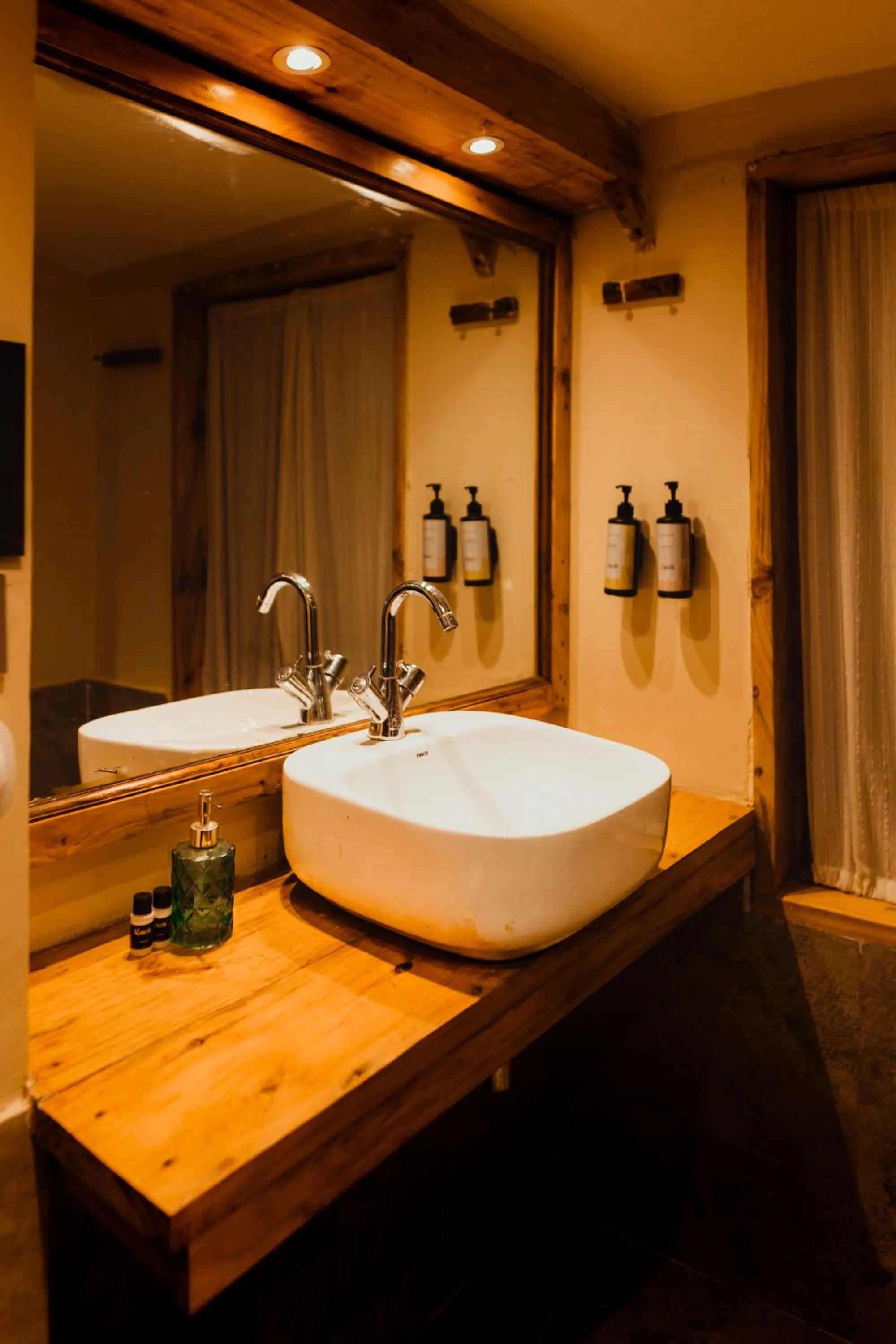 Bathroom in Greetoe Camp Panna