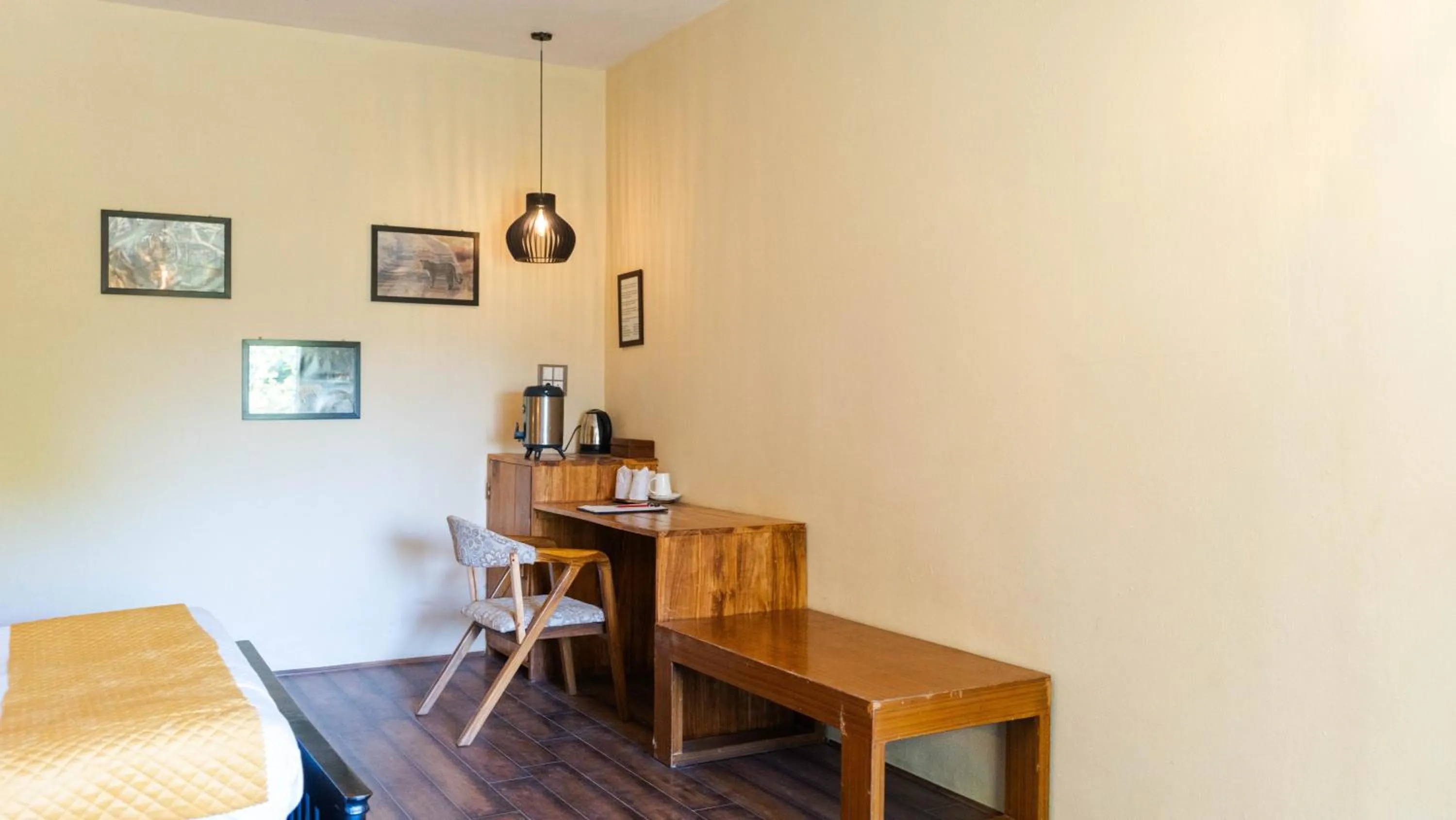 Bedroom in Greetoe Camp Panna