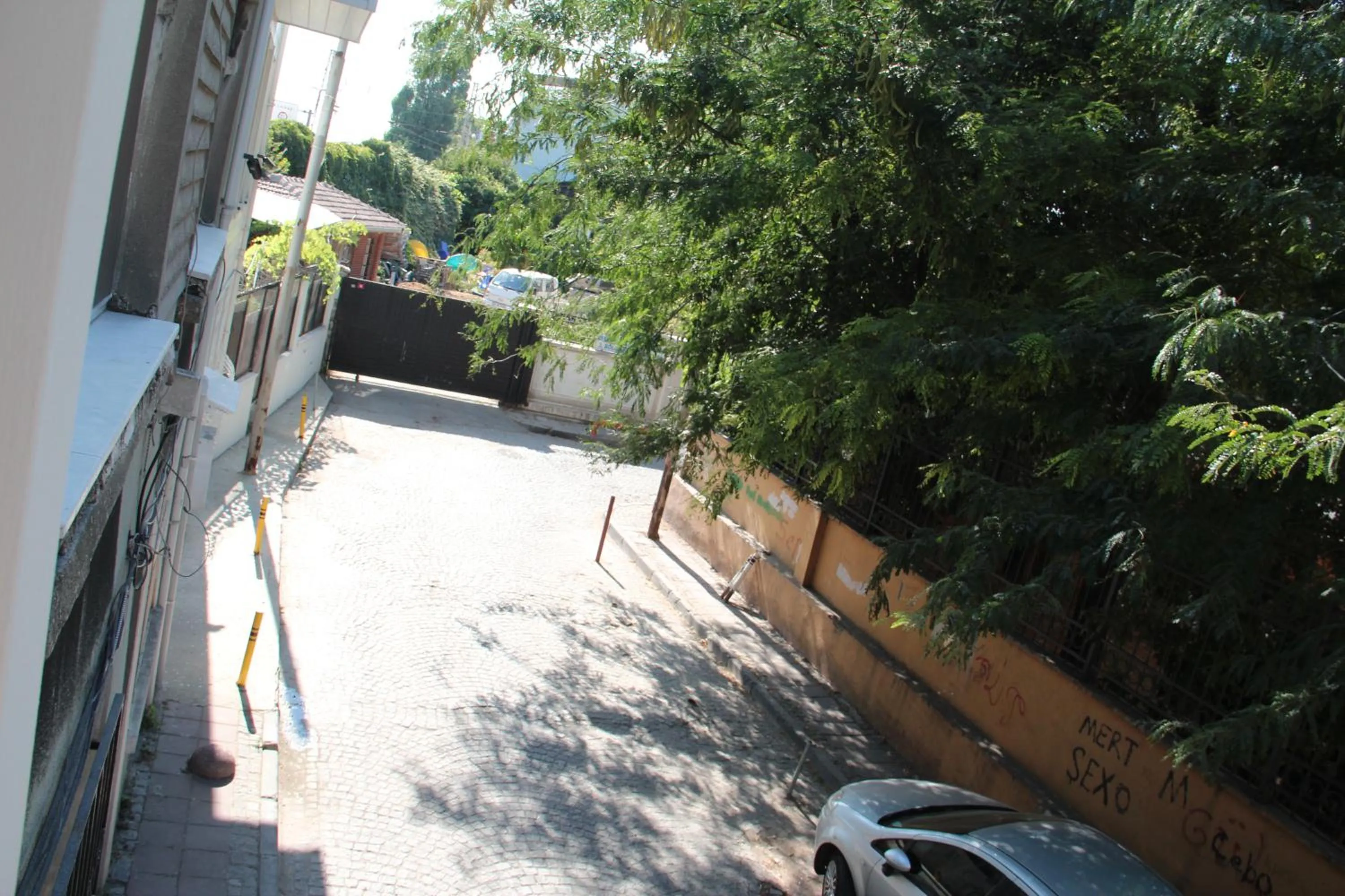 Spring in Galley Hotel