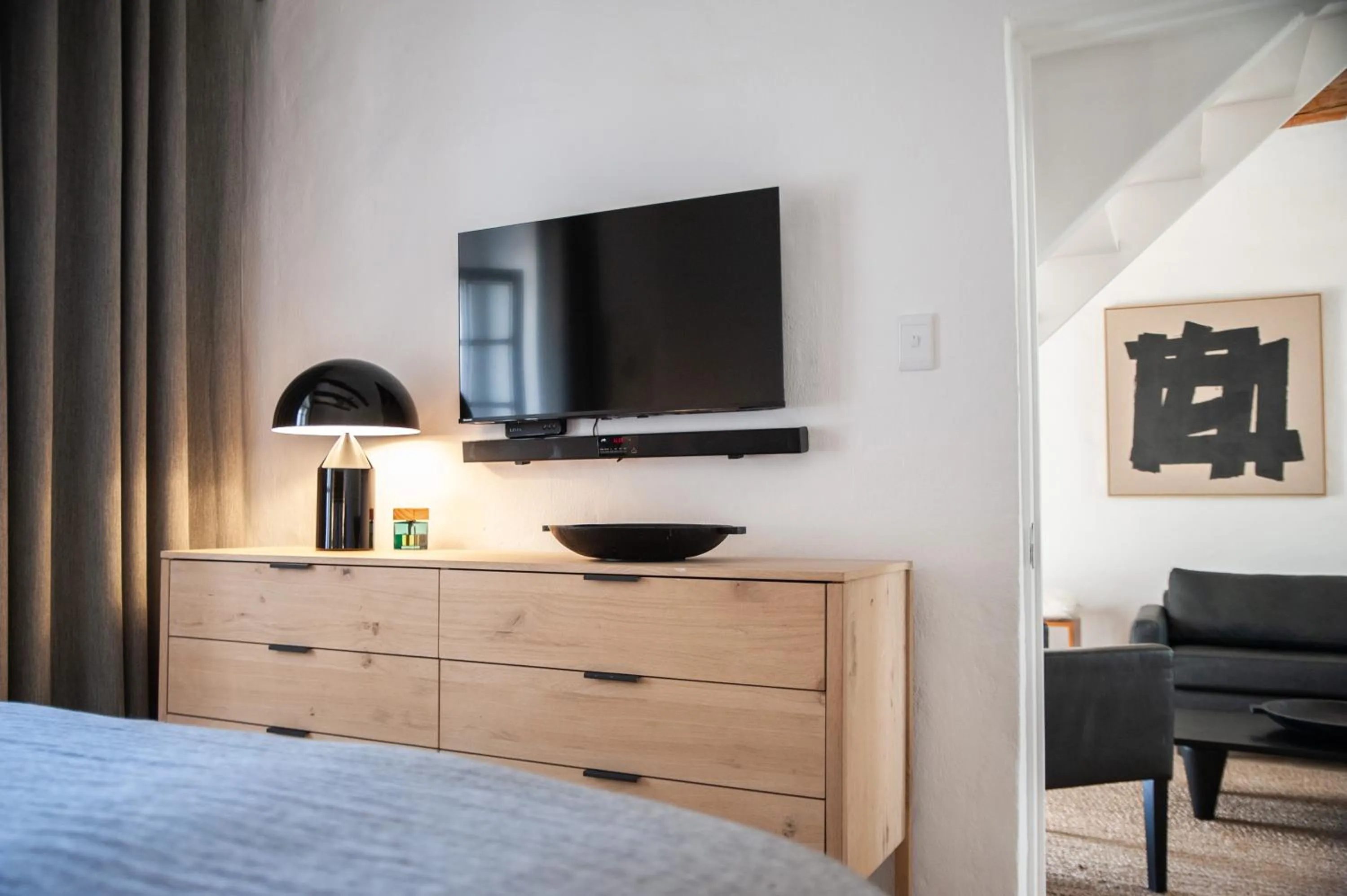 Bedroom, Bed in Mo & Rose's Nature Retreat