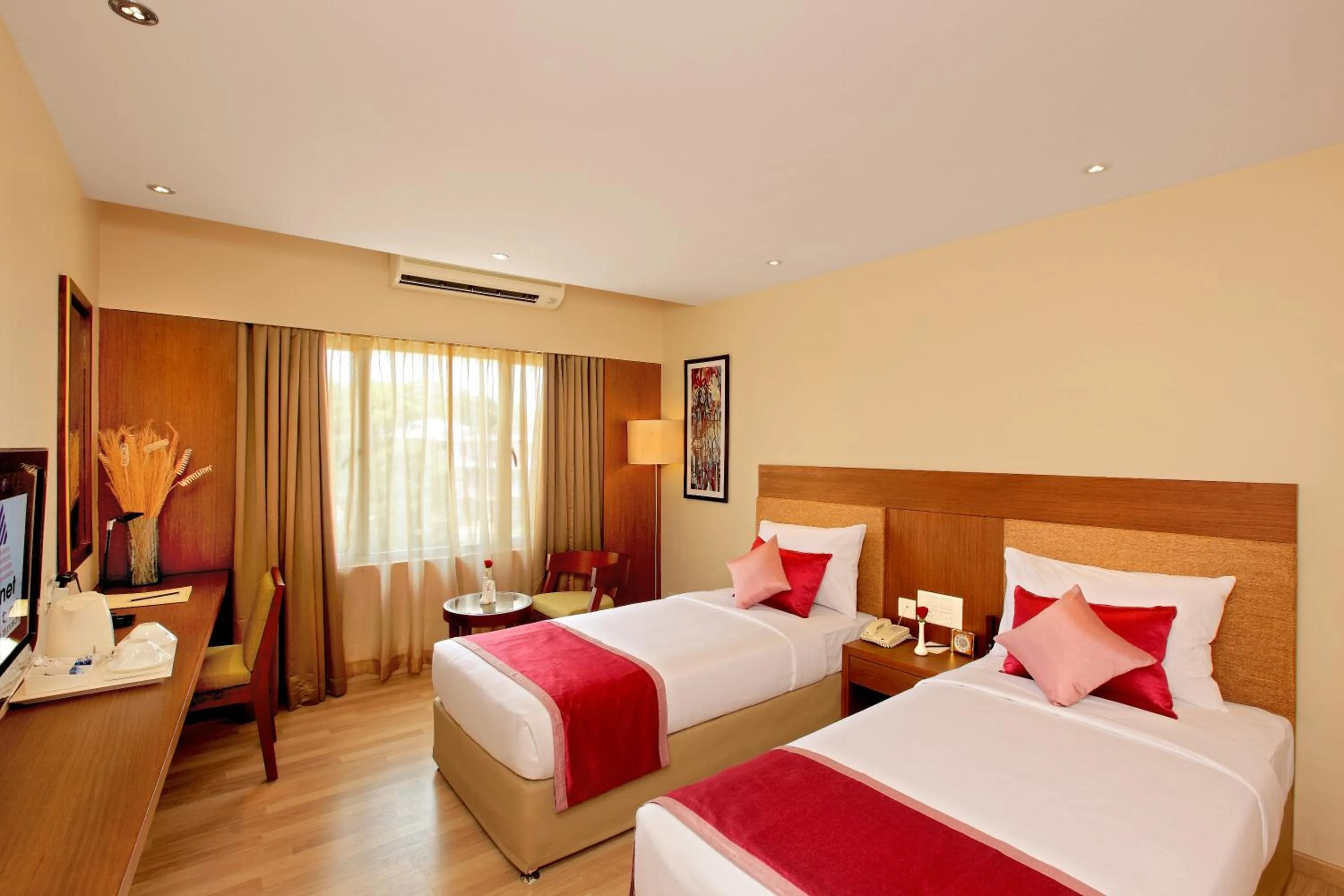 Bed in Park Residency Adoor