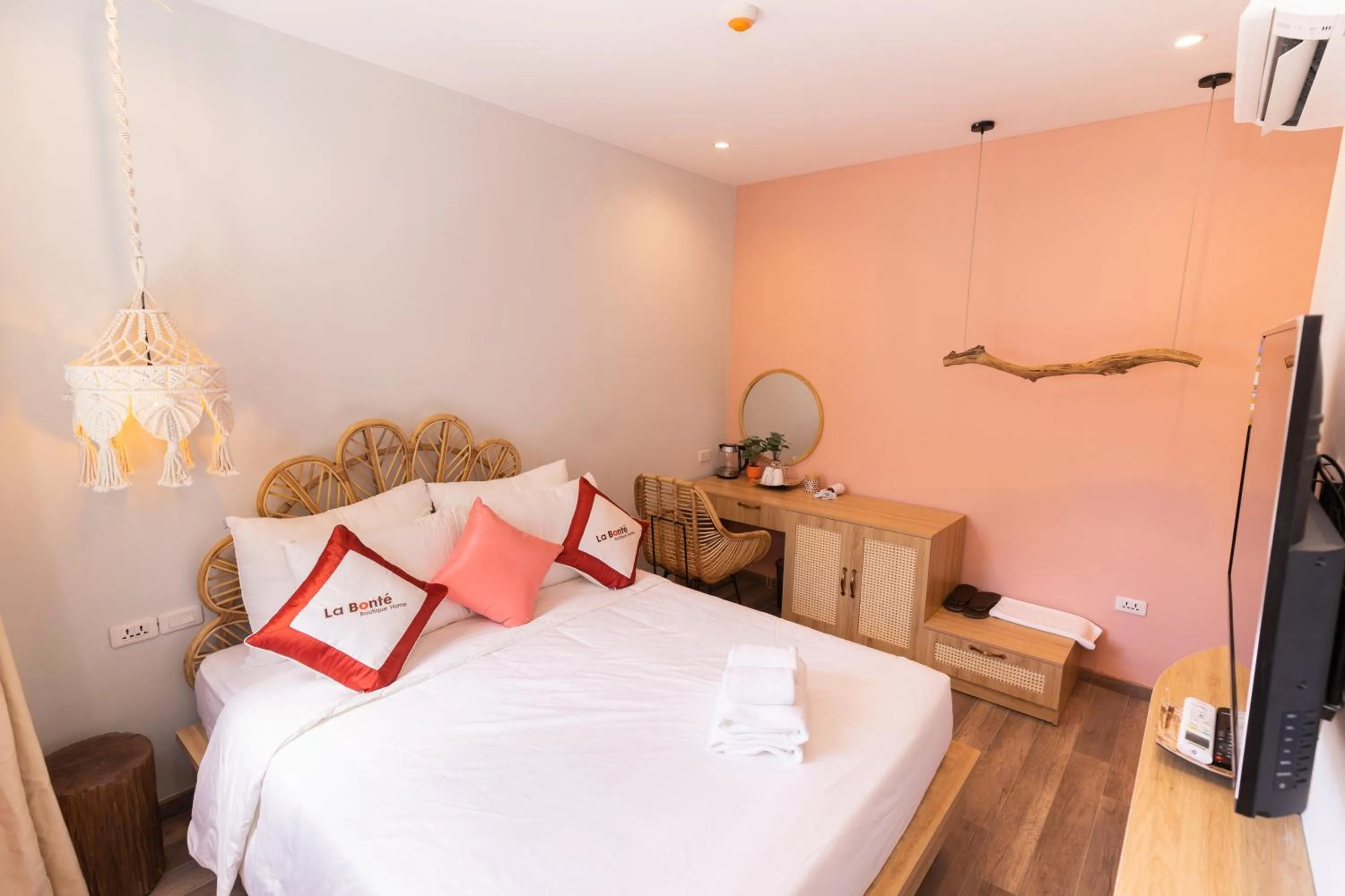 Bed in La Bonté Boutique Home Phu Quoc