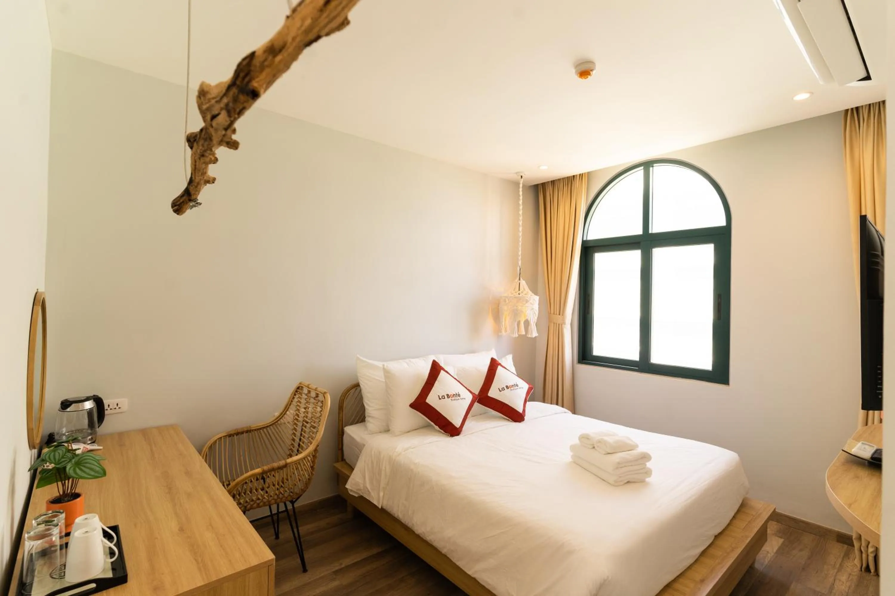 Photo of the whole room, Bed in La Bonté Boutique Home Phu Quoc