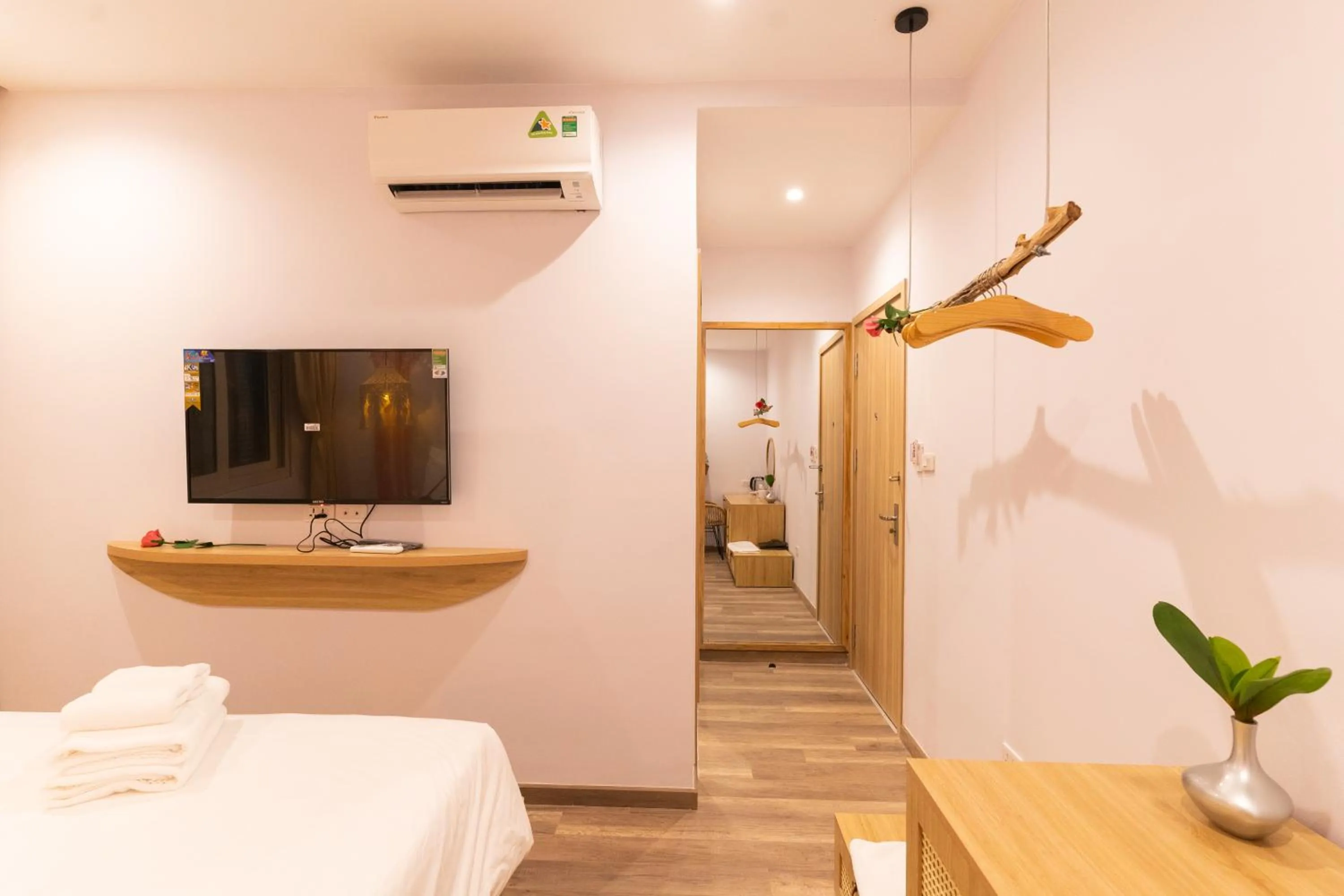 TV and multimedia, Bed in La Bonté Boutique Home Phu Quoc