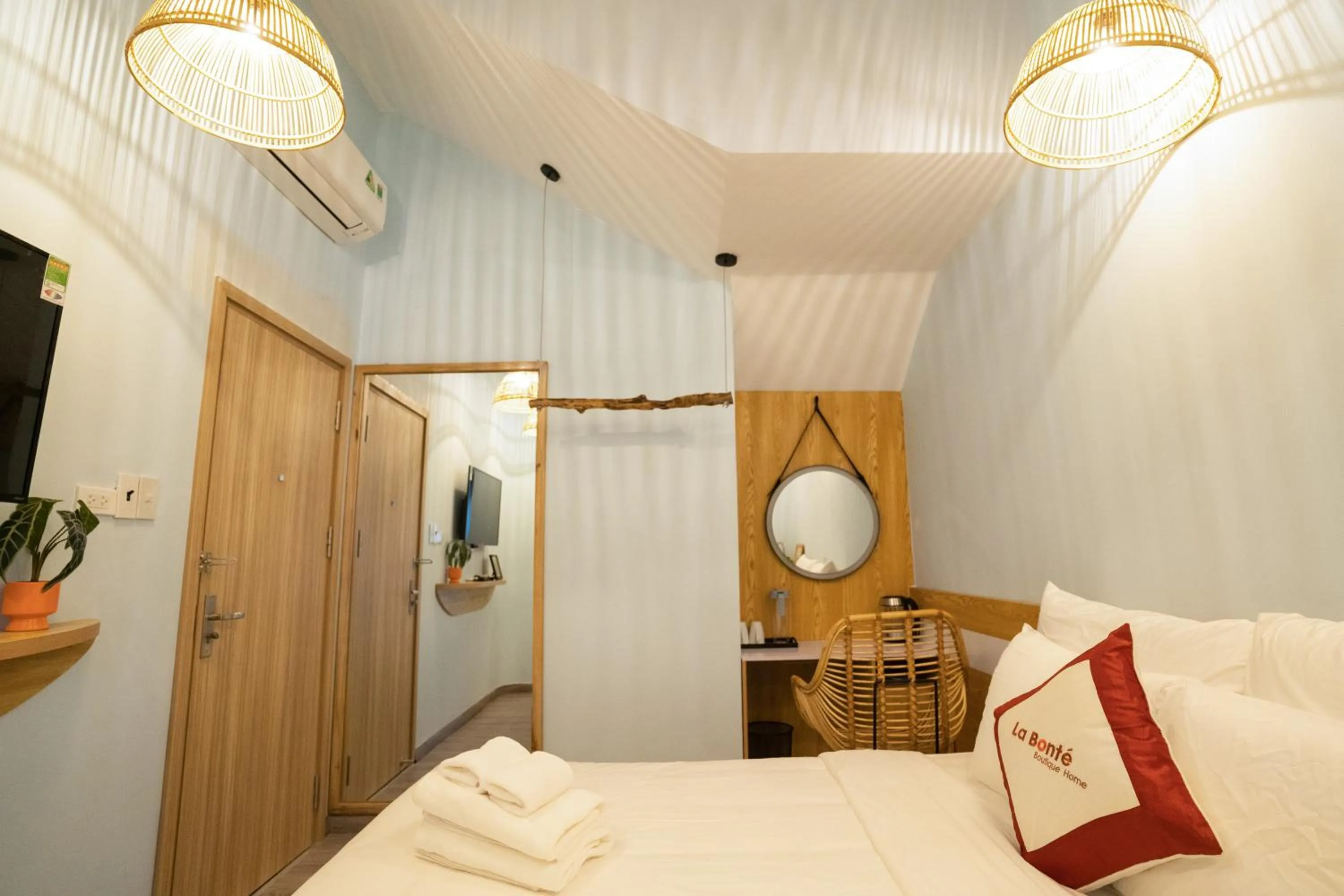 wardrobe, Bed in La Bonté Boutique Home Phu Quoc