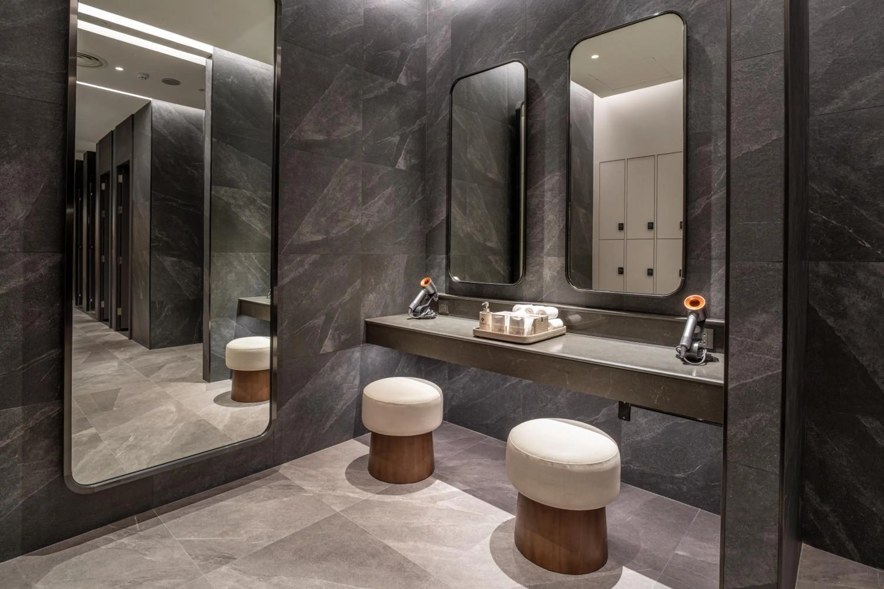 Fitness centre/facilities in Grande Centre Point Prestige Bangkok