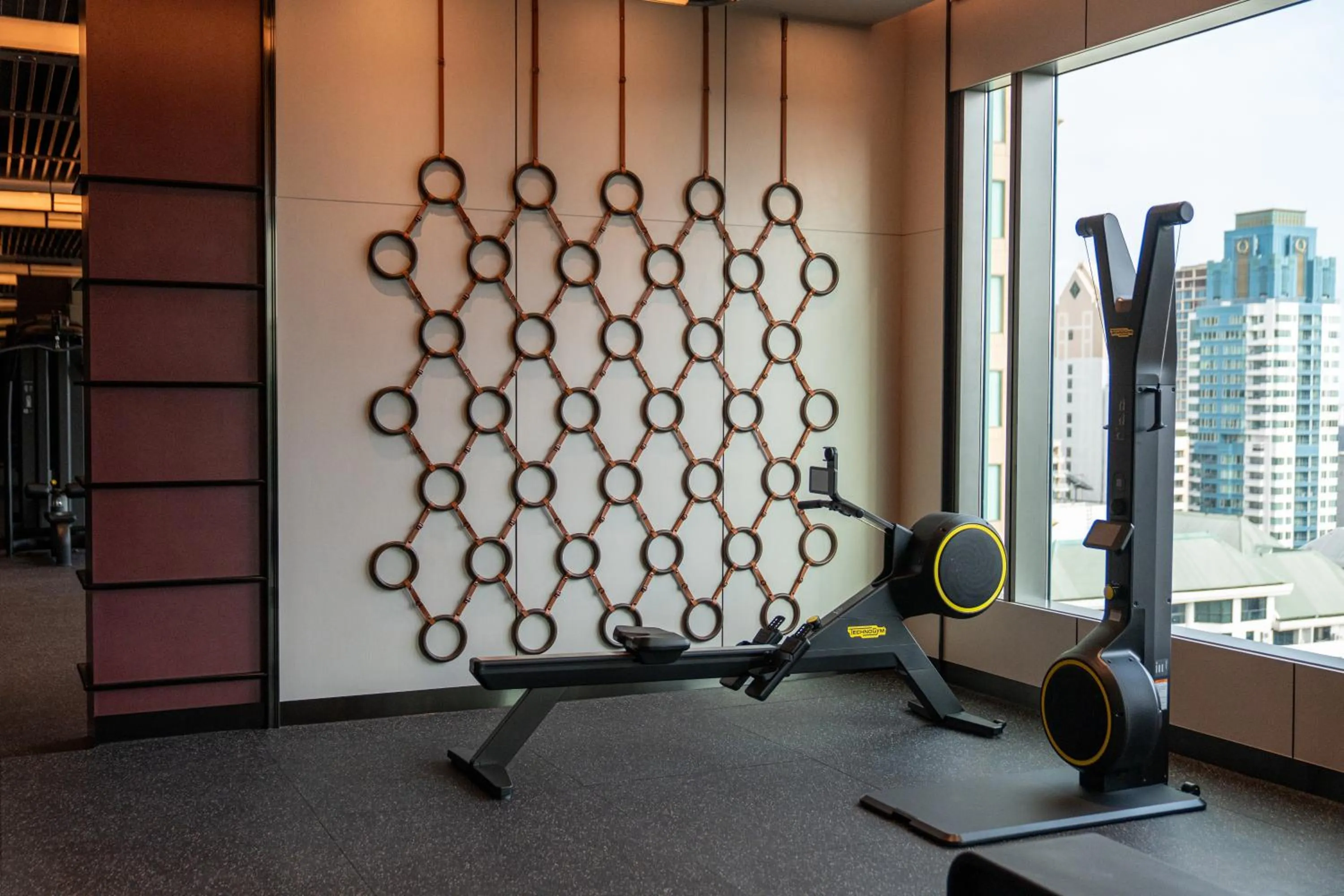 Fitness centre/facilities in Grande Centre Point Prestige Bangkok