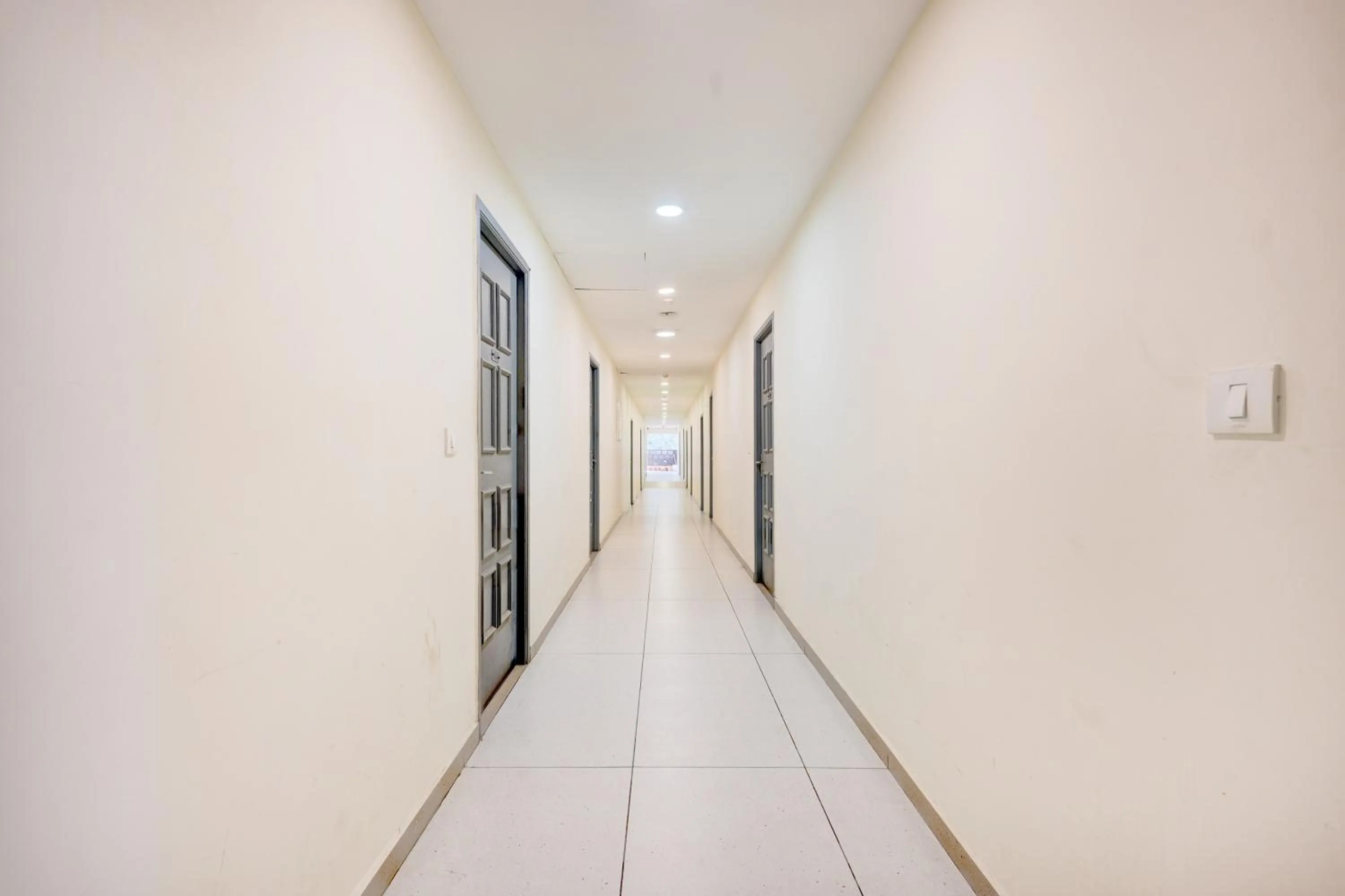 Lobby or reception in Super Townhouse T Nagar Chennai