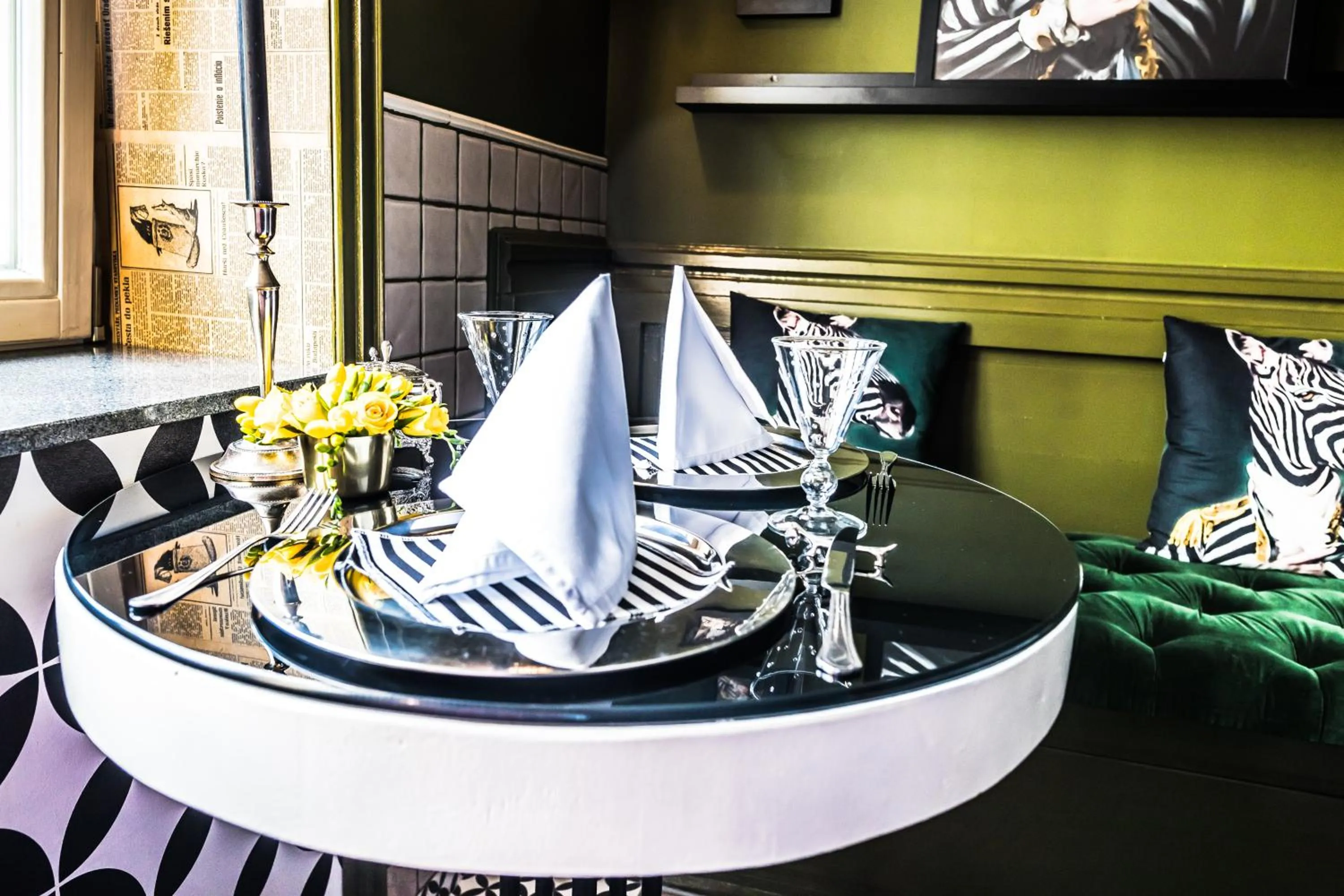 Restaurant/places to eat in Boutique Hotel Massimos