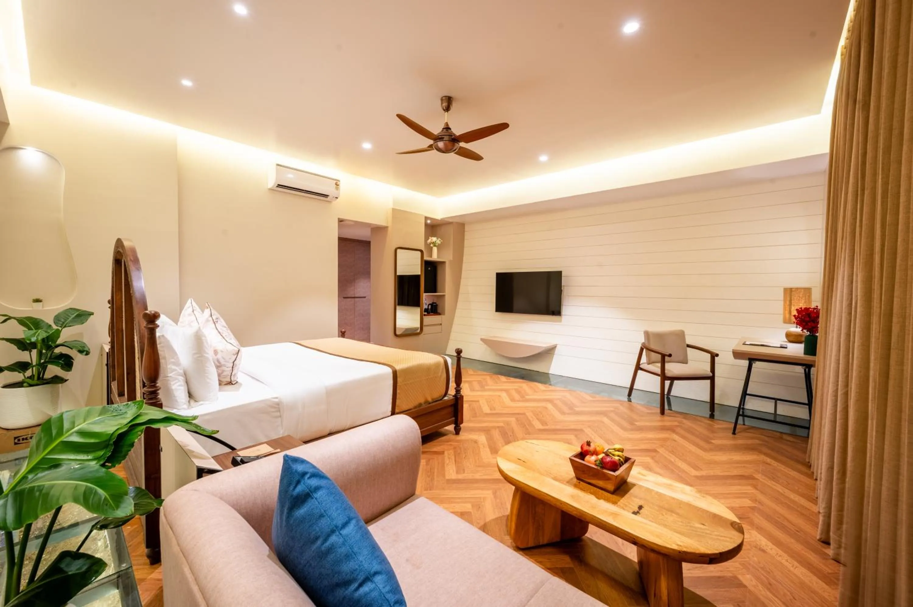 Photo of the whole room, Bed in ARK Lake Resort, Igatpuri