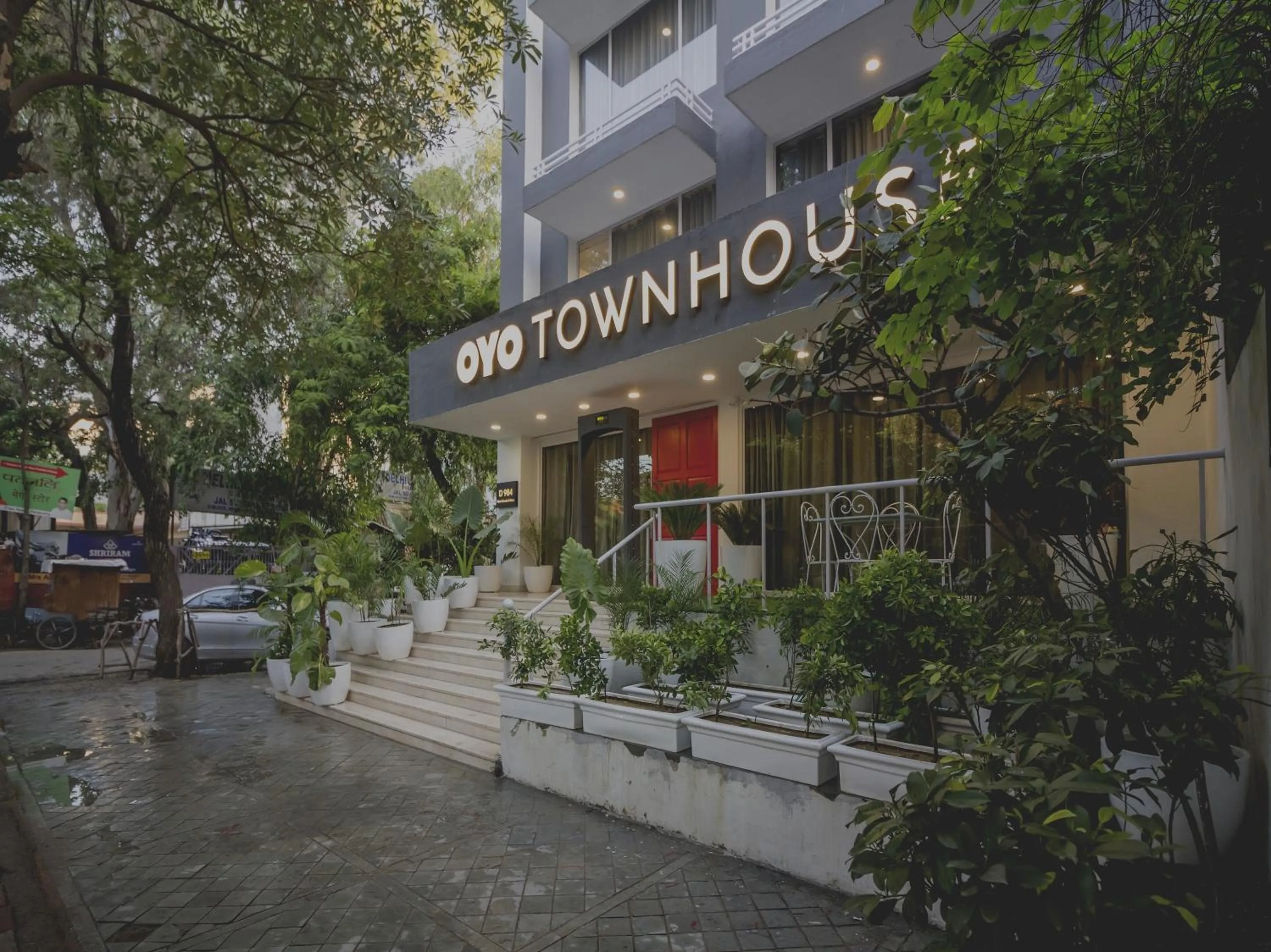 Facade/entrance in Townhouse 013 New Friends Colony