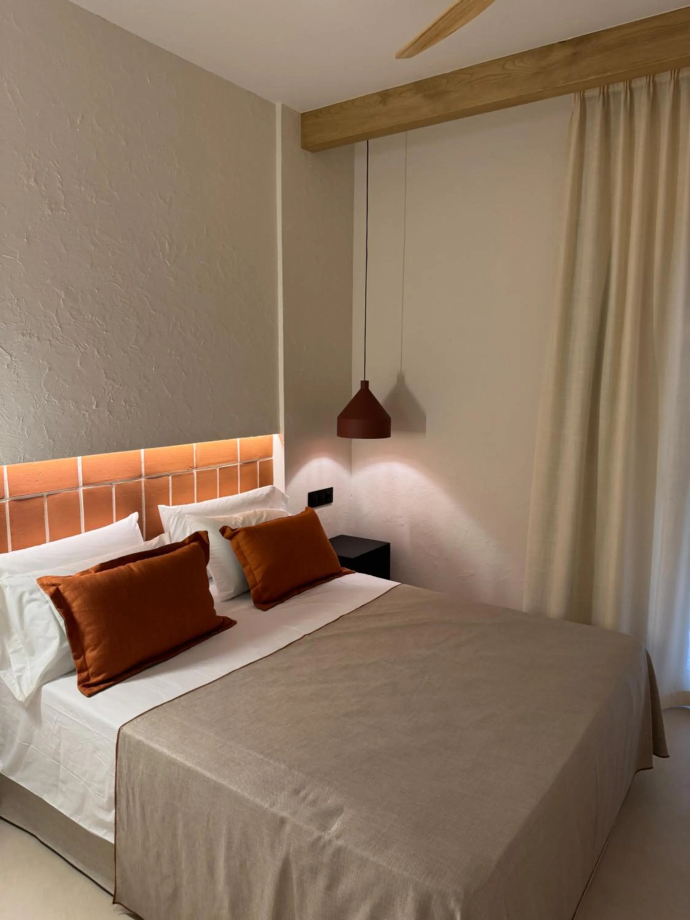 Photo of the whole room, Bed in BELLADORA Hotel Boutique