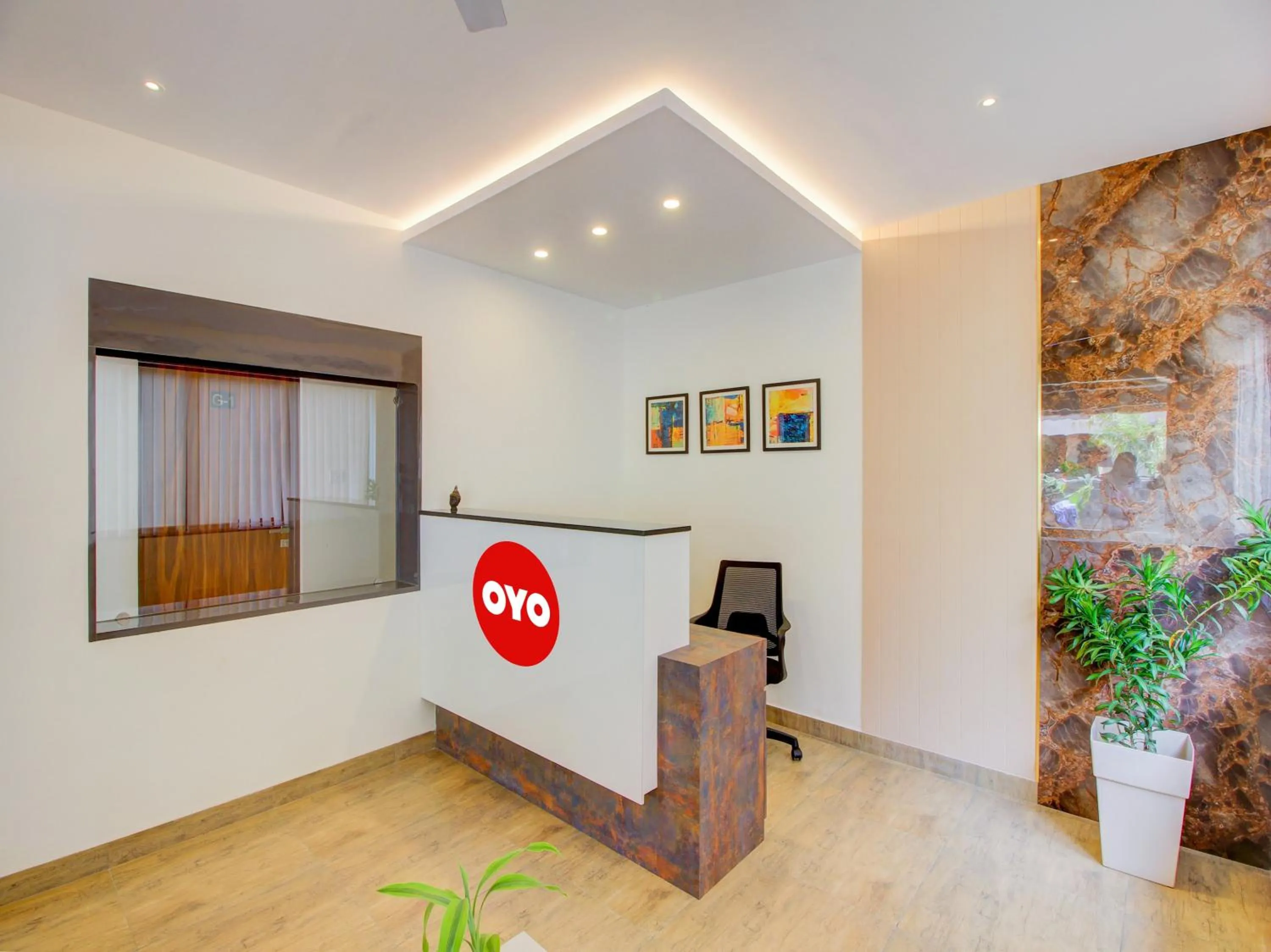 Lobby or reception in Collection O Peak Stay