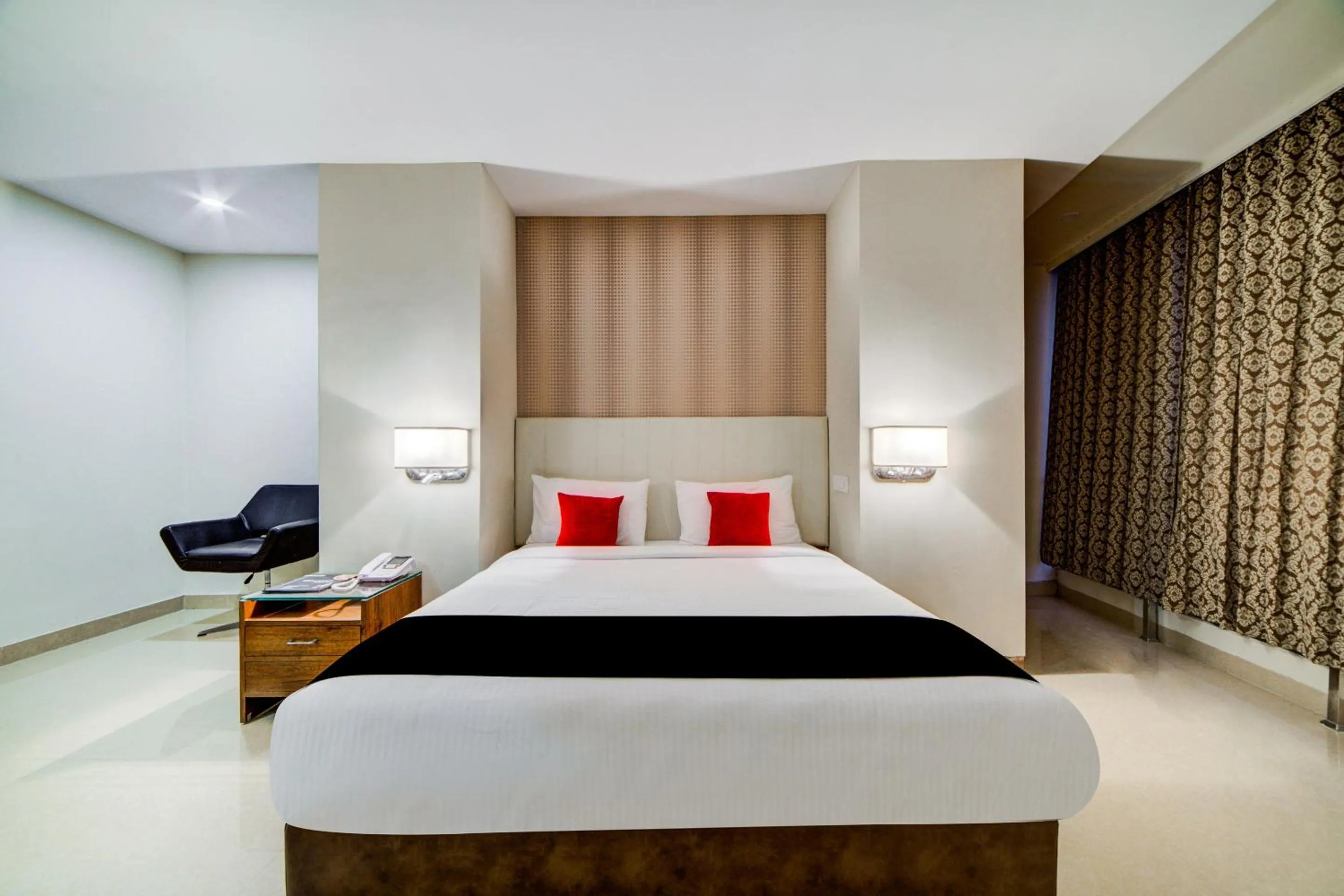 Collection O Millennium Grand