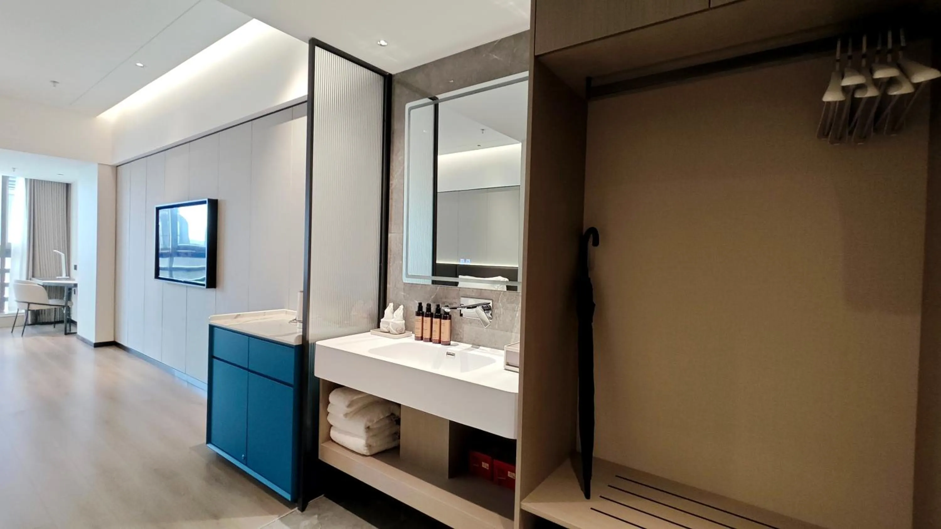 TV and multimedia in Haisi Boya International Hotel