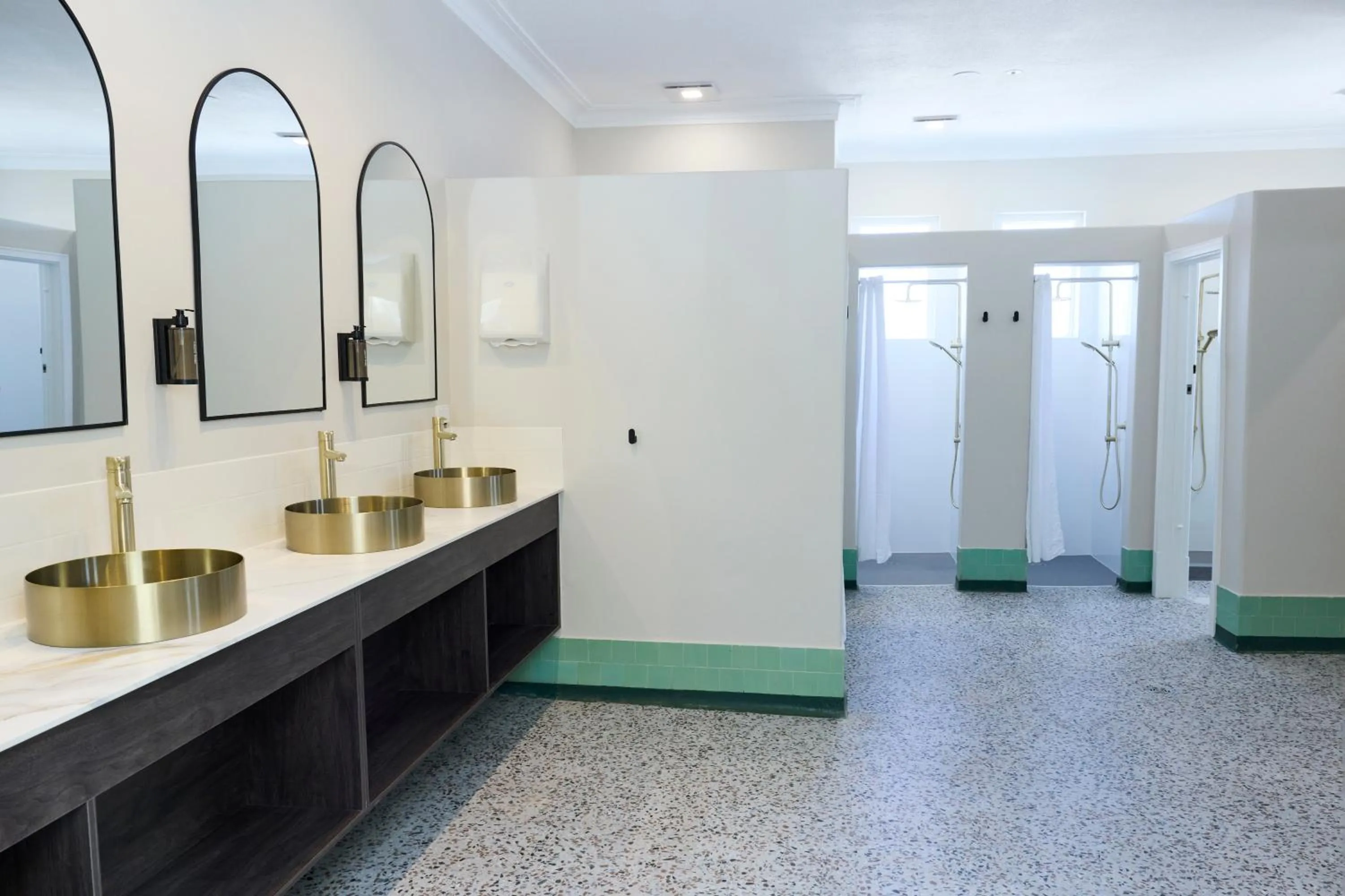 Bathroom in The Burlington Hotel