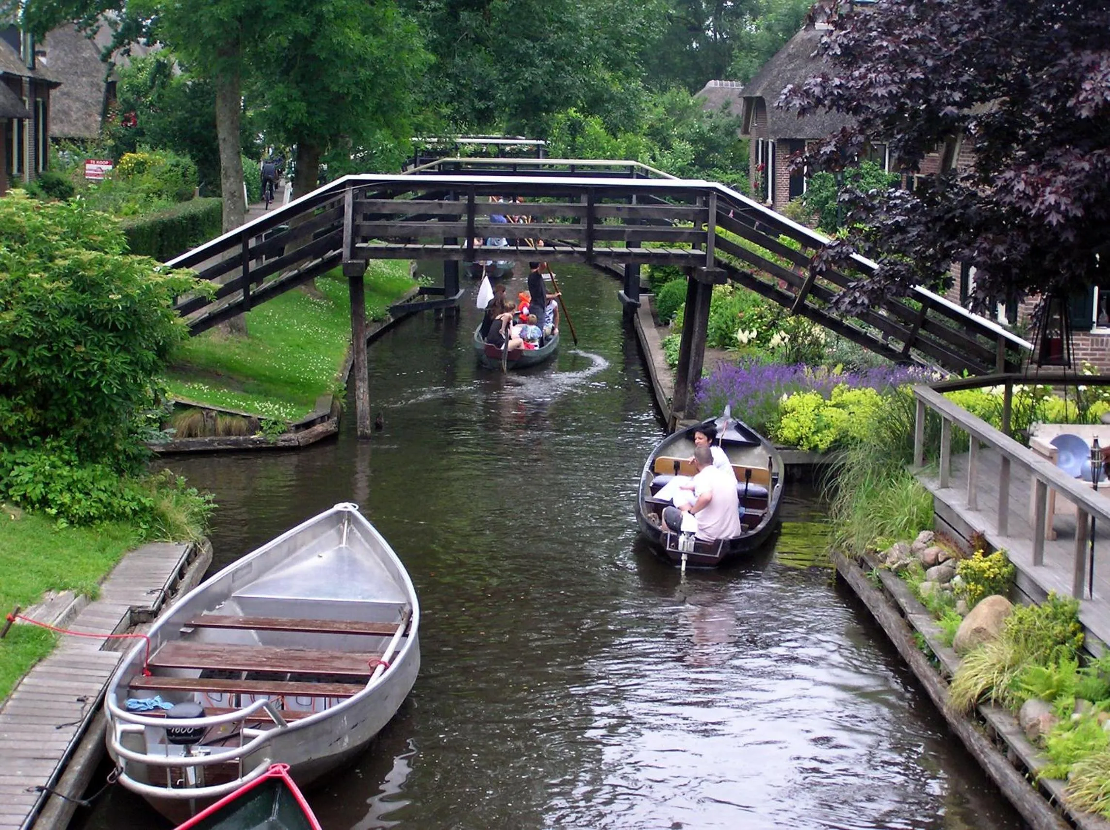 Area and facilities in 't Skoallehus