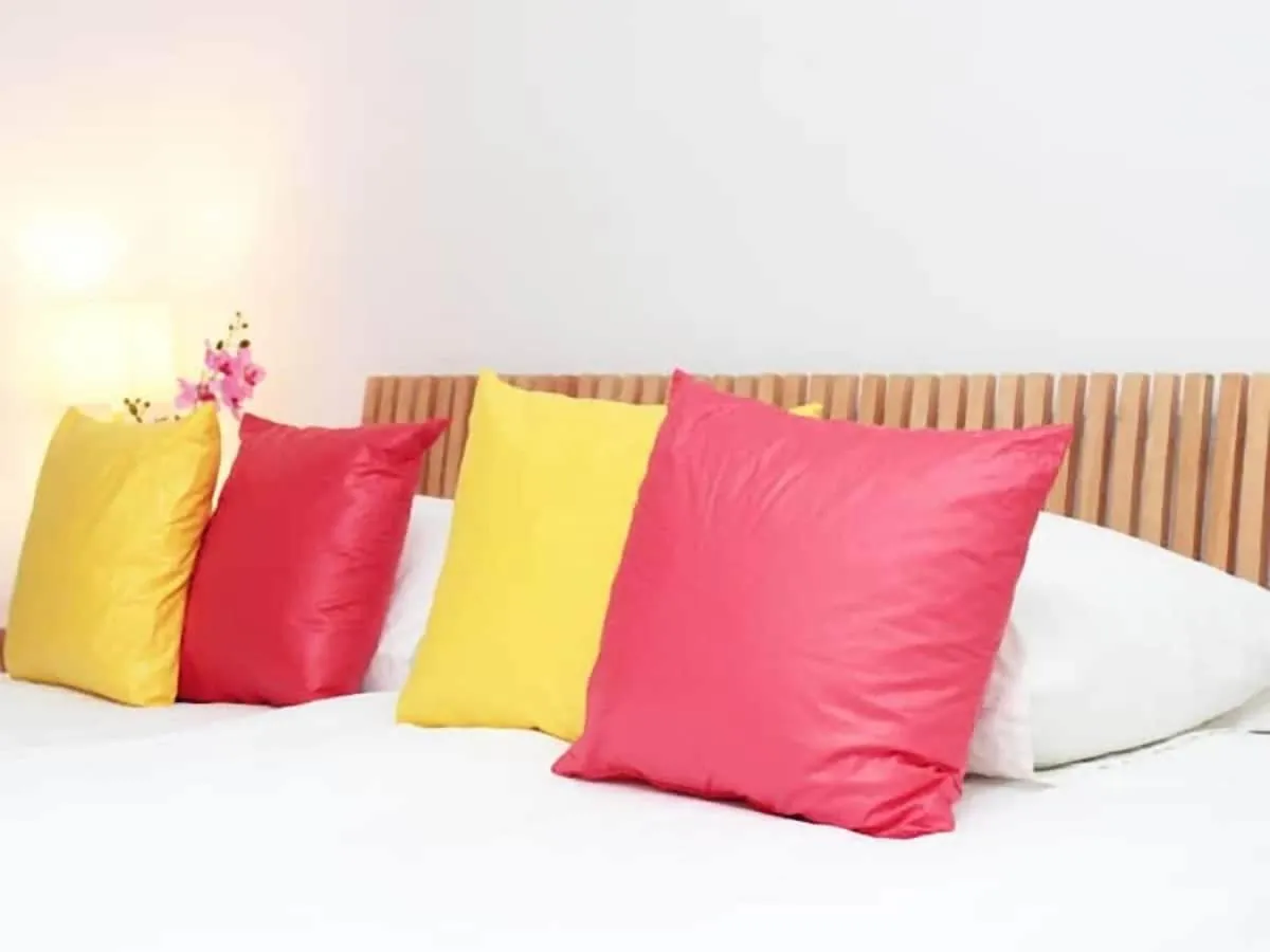 Bed in The Amsterdam Hotel Apartment in the Center