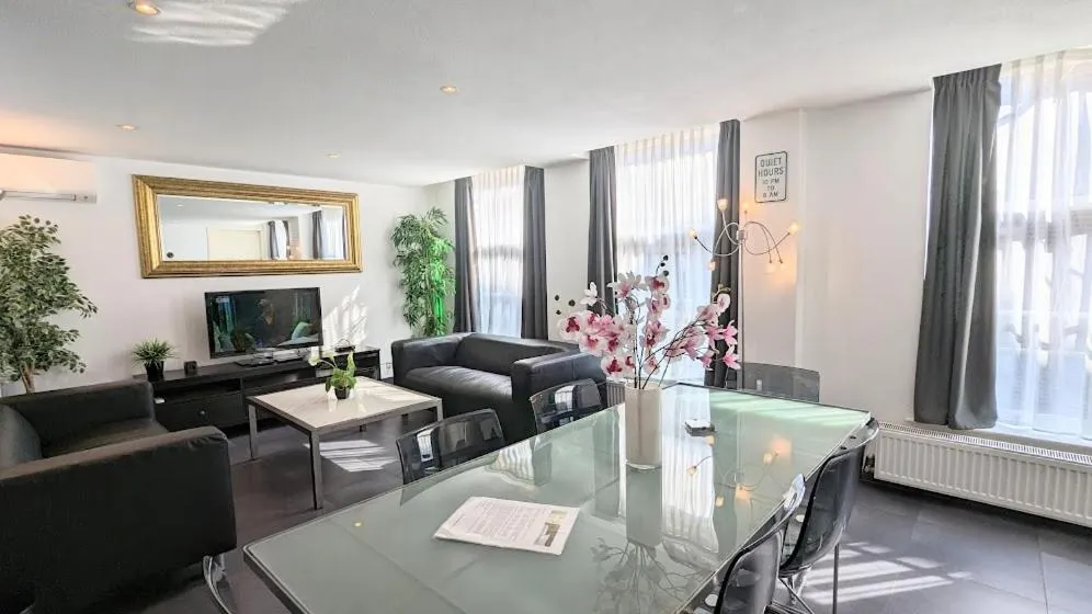 The Amsterdam Hotel Apartment in the Center