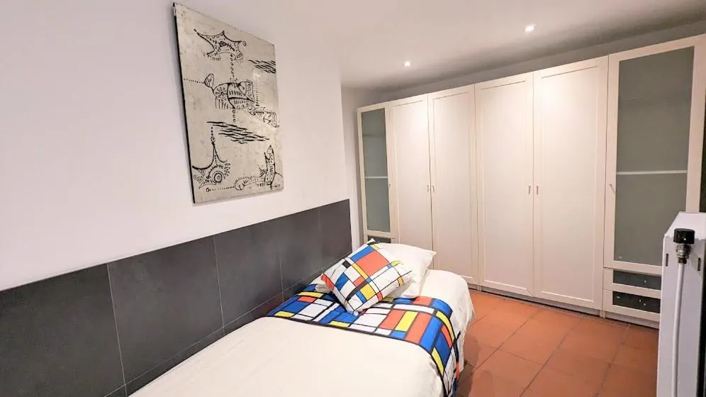 Bed in The Amsterdam Hotel Apartment in the Center