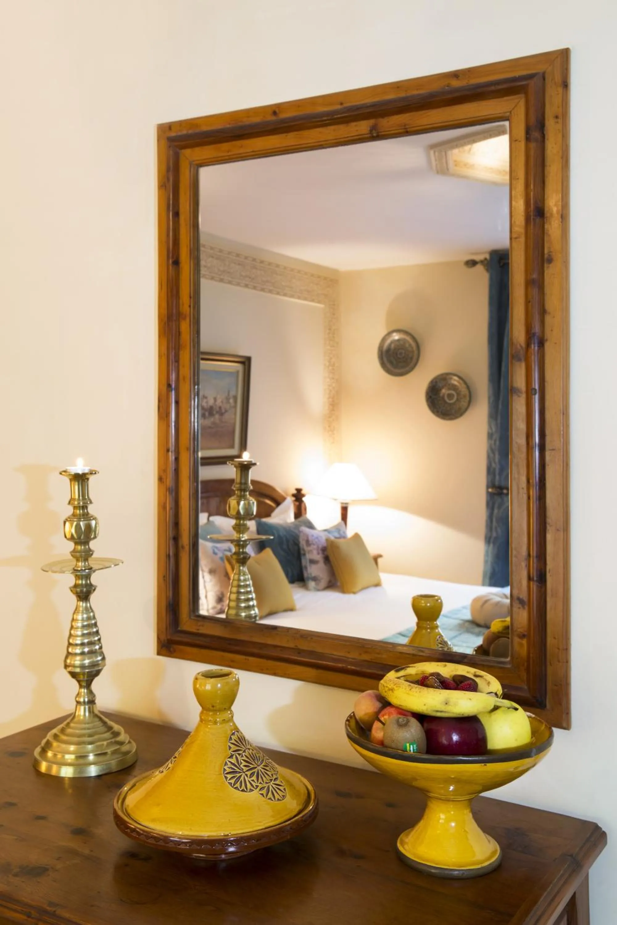 Decorative detail, Bed in Villa Quieta