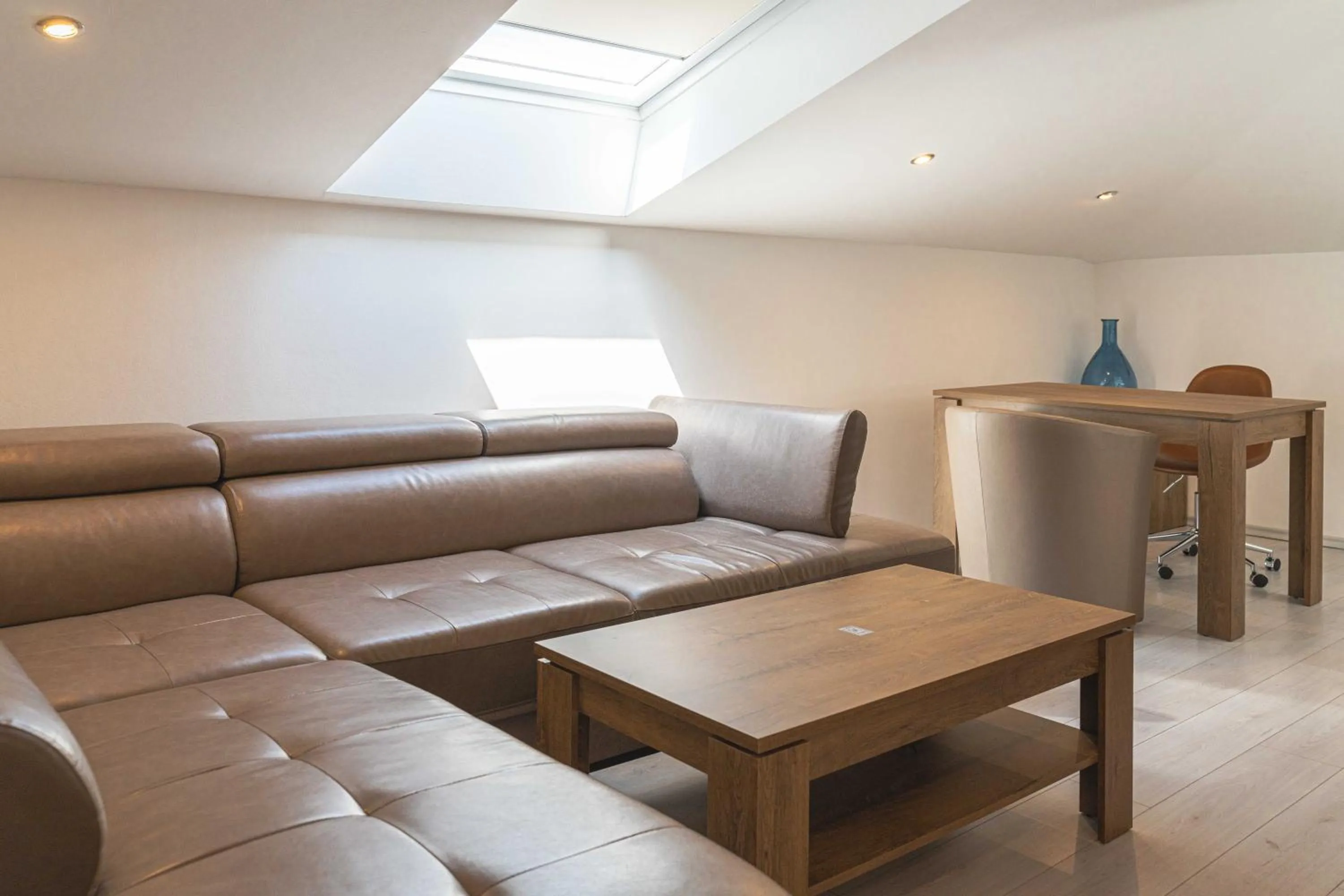 Seating area in Hotel Lavender - Oleander Resort