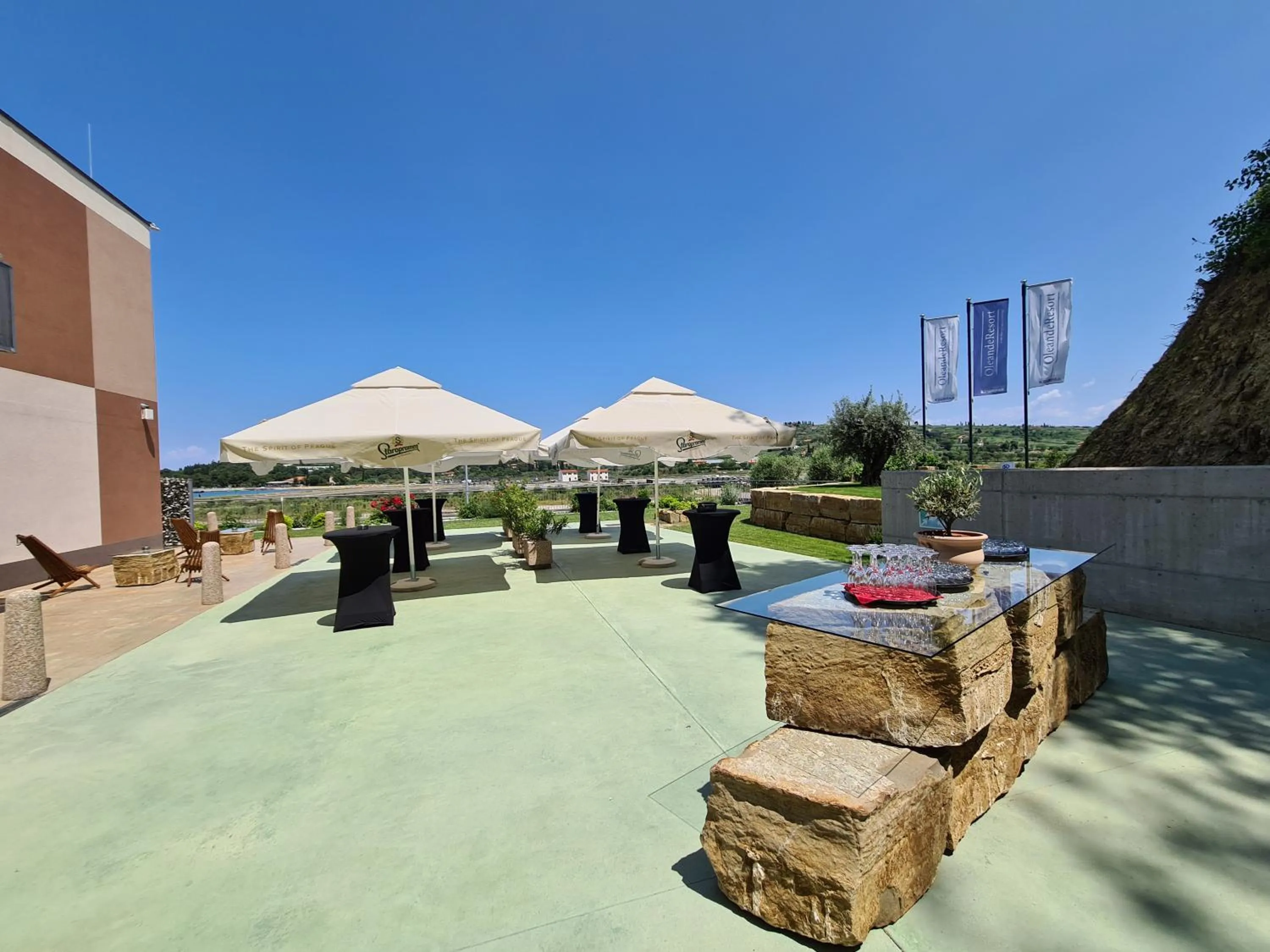 Patio in Hotel Lavender - Oleander Resort