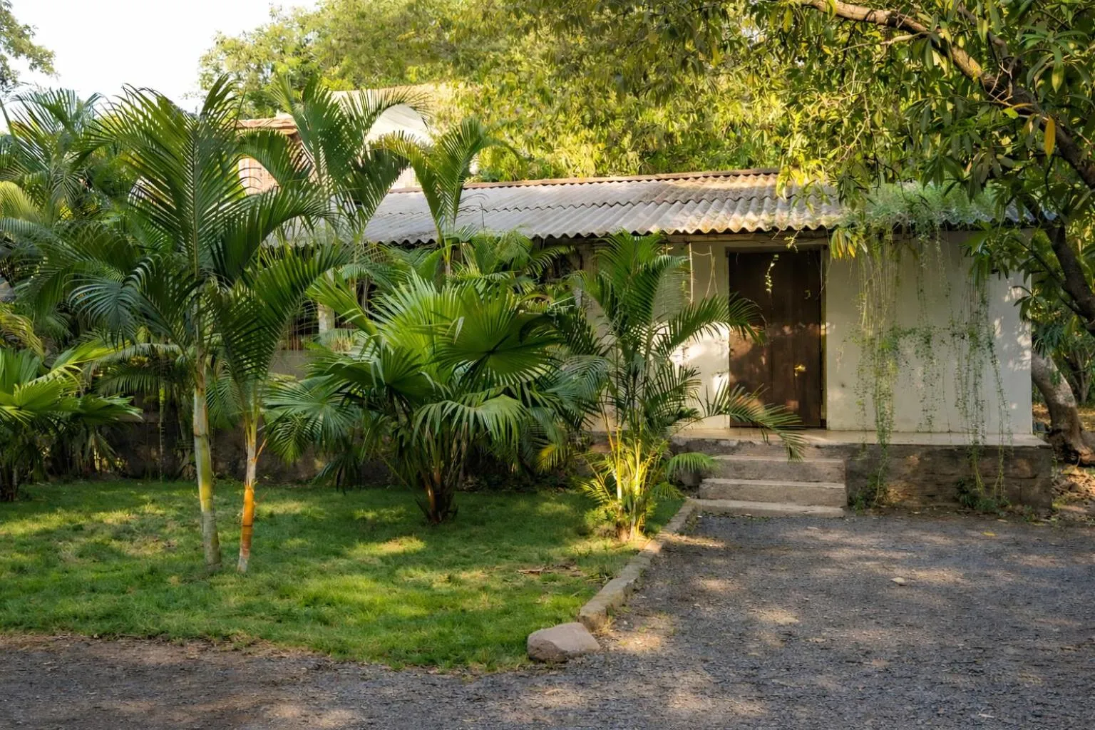 Garden in The Wilds Villa Gir Jungle Stay with Swimming Pool